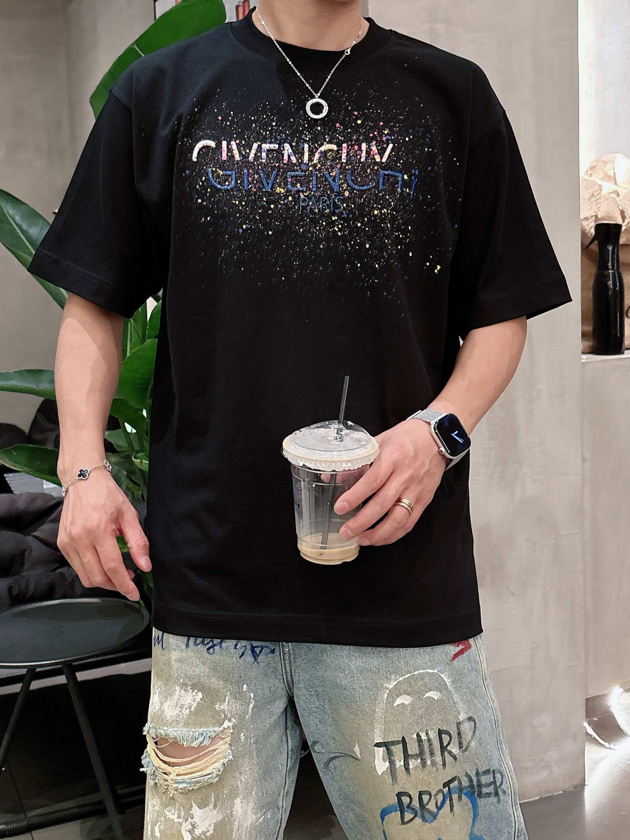 LuxluxHouse Best Quality Clothes Givenchy T-shirt