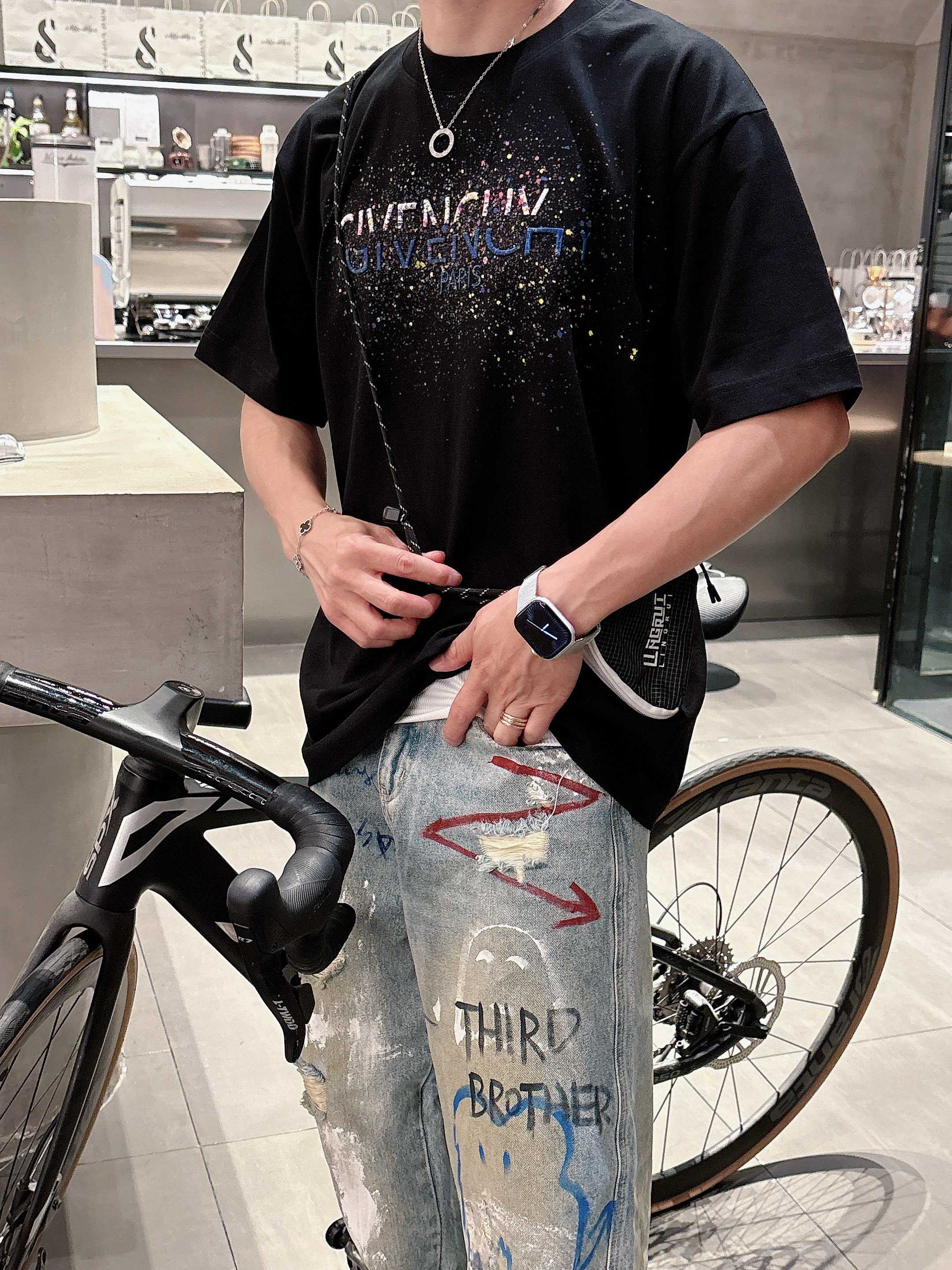 LuxluxHouse Best Quality Clothes Givenchy T-shirt