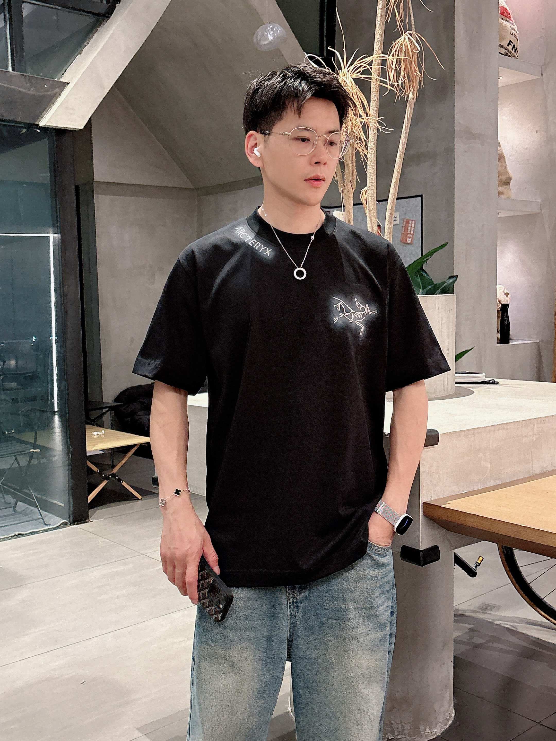 LuxluxHouse Best Quality Clothes T-shirt Arcteryx