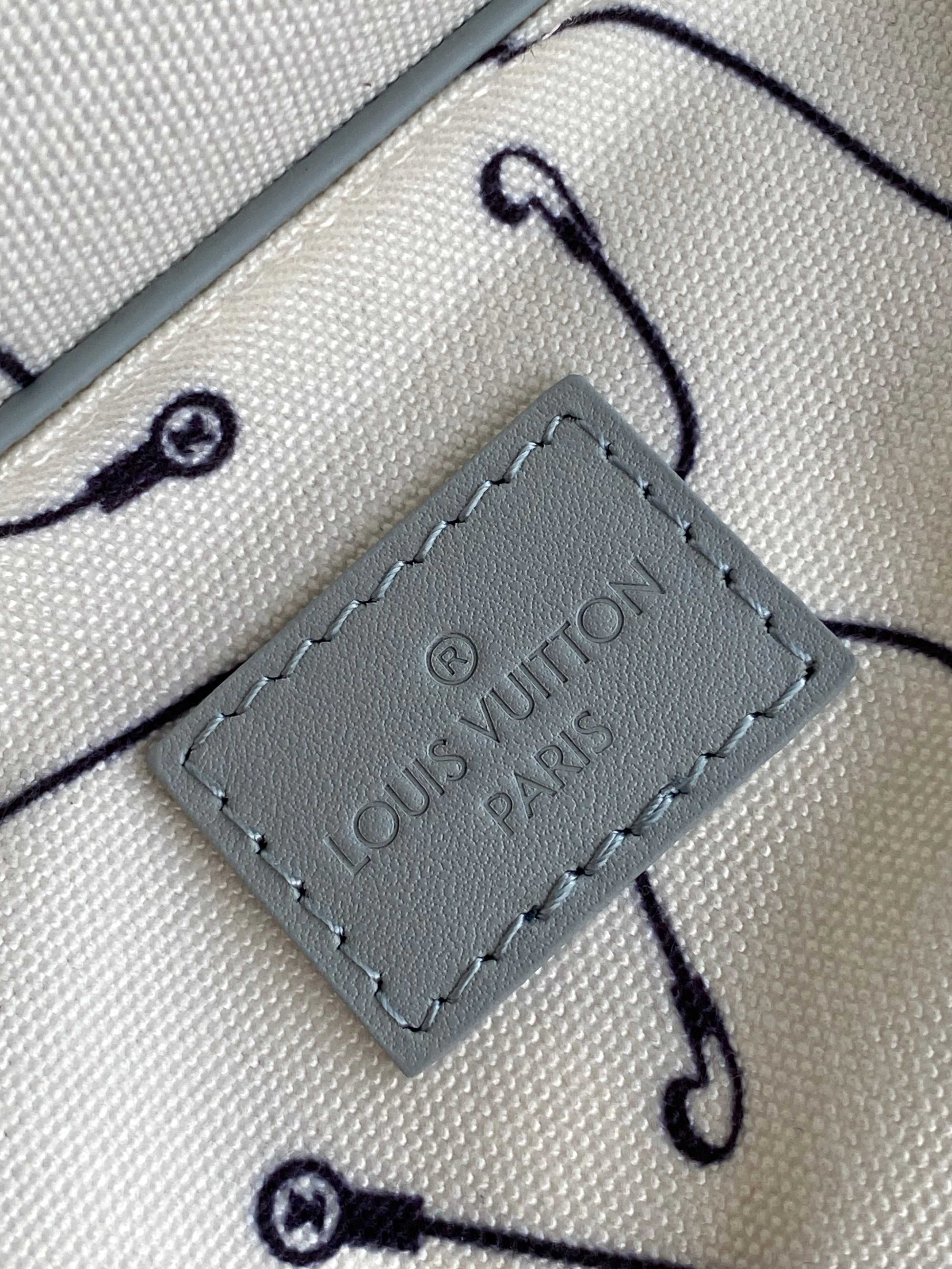 LuxluxHouse Best Quality Bags Louis Vuitton Women Men