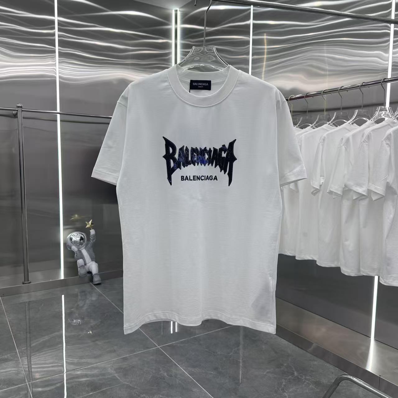 LuxluxHouse Best Quality Clothes Balenciaga T-shirt