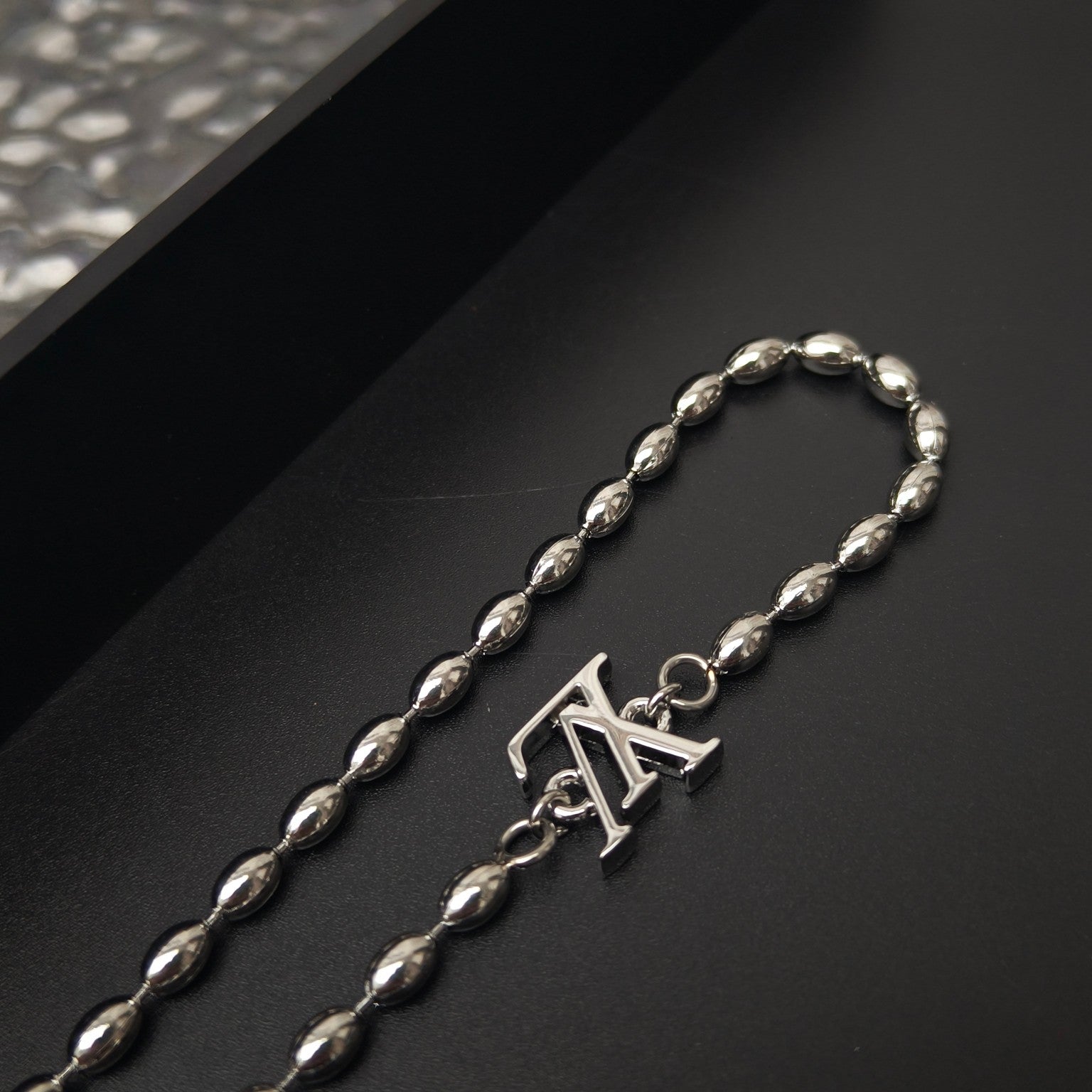 LuxluxHouse Best Quality Accessories Necklace Bracelet Louis Vuitton