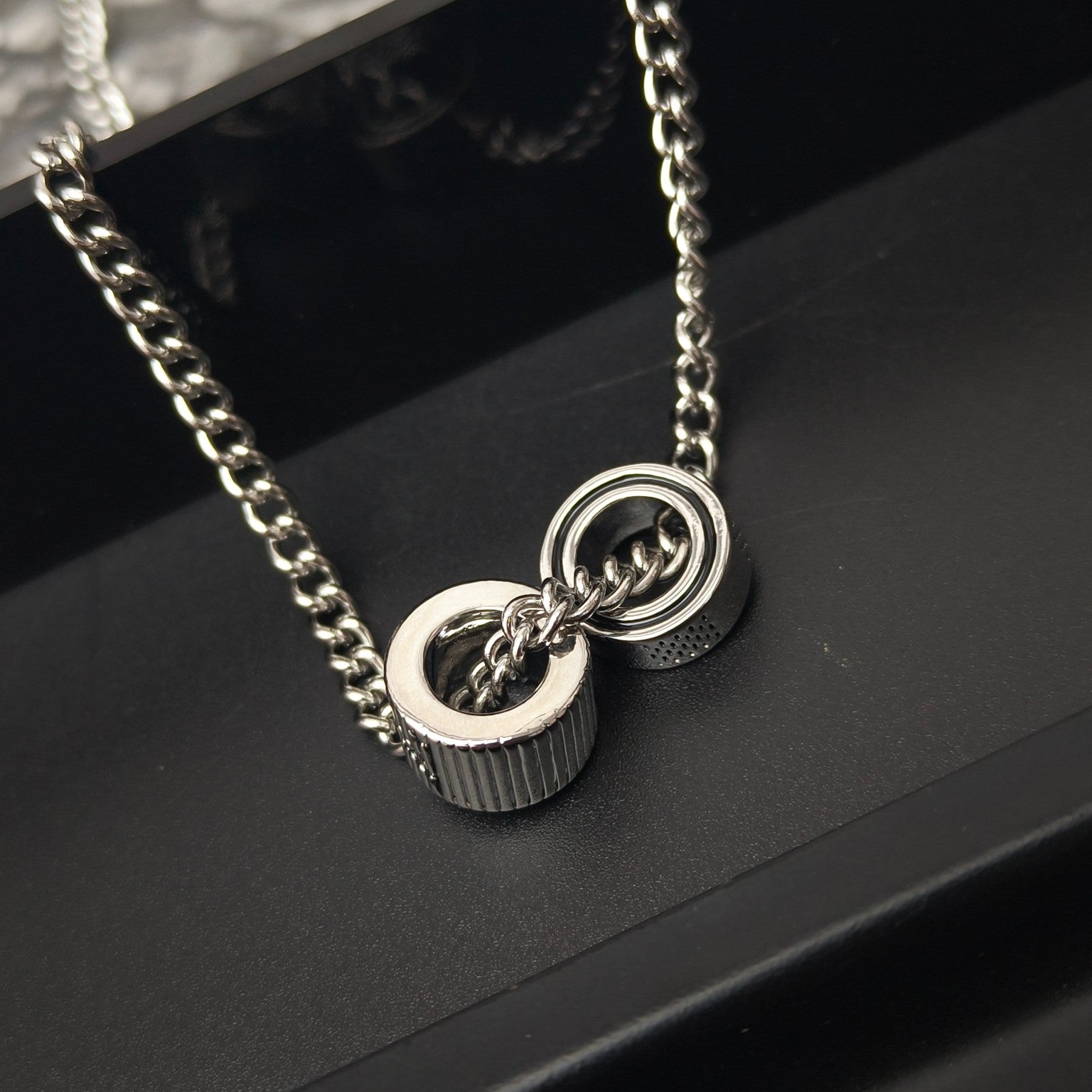 LuxluxHouse Best Quality Accessories Necklace Bracelet Louis Vuitton