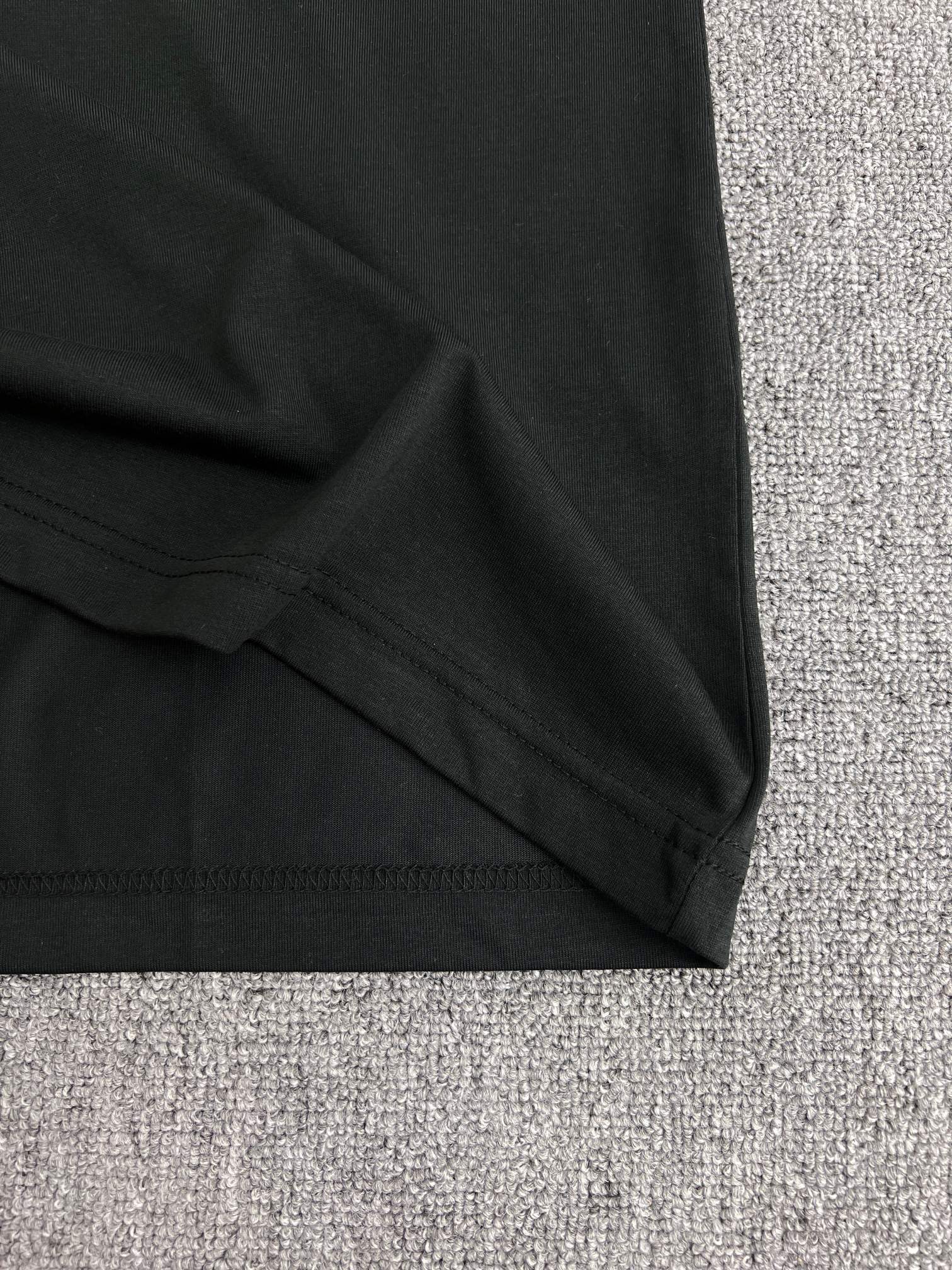 LuxluxHouse Best Quality Clothes T-shirt Loewe