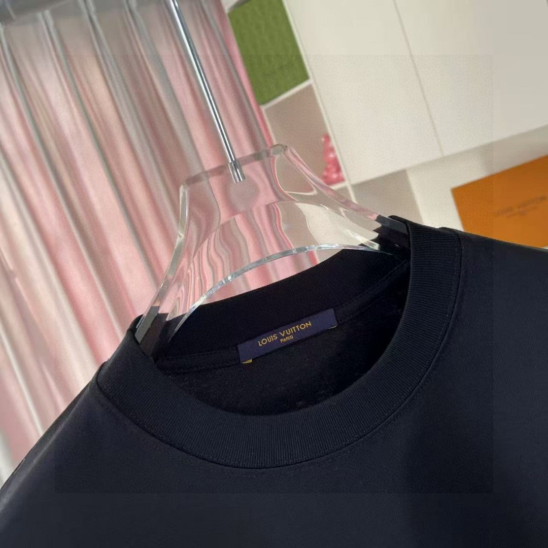 LuxluxHouse Best Quality Clothes T-shirt Louis Vuitton