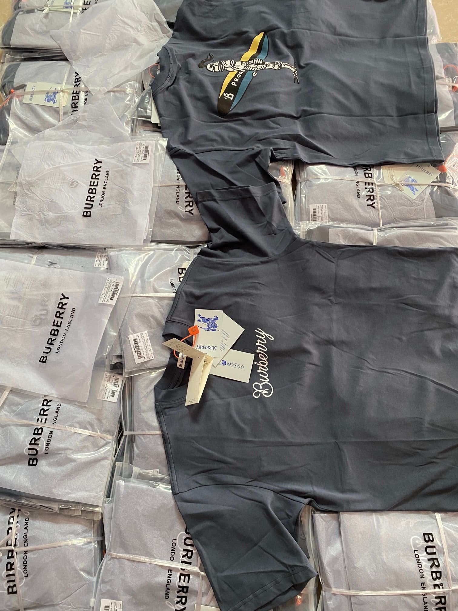 LuxluxHouse Best Quality Clothes Burberry T-shirt