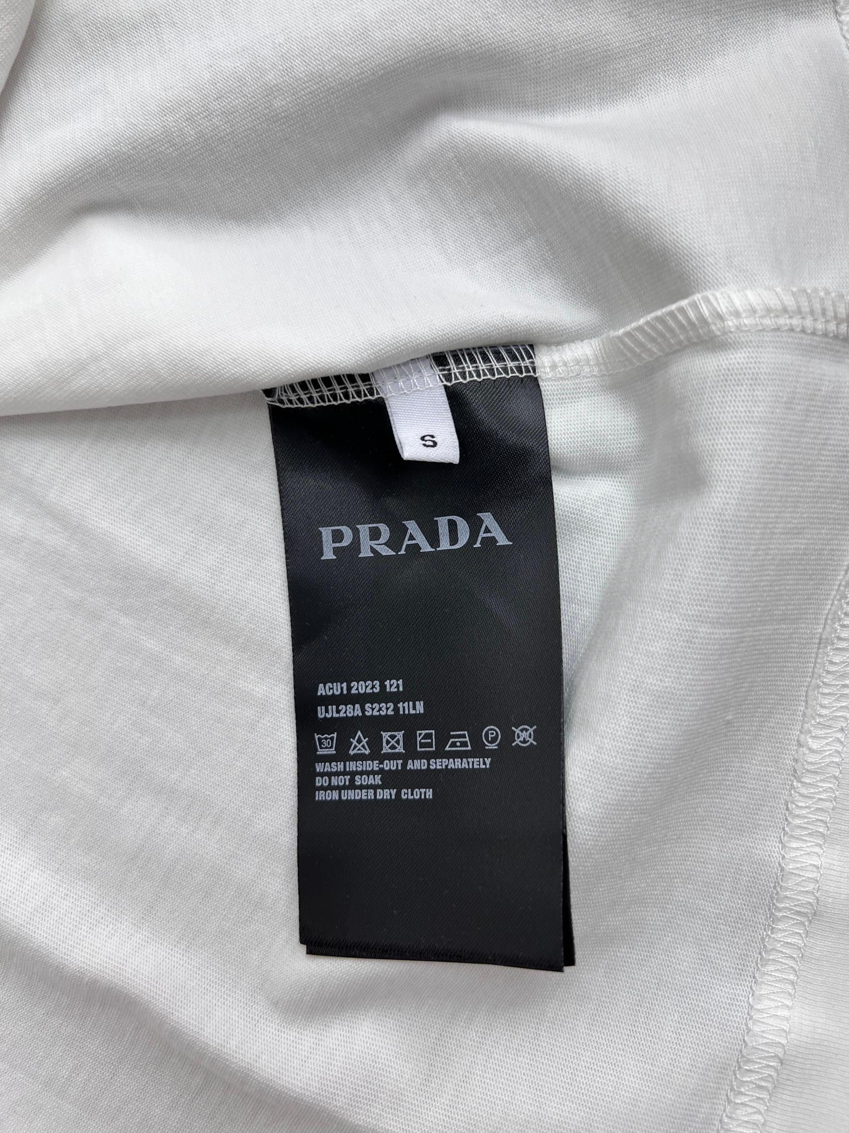 LuxluxHouse Best Quality Clothes T-shirt Prada