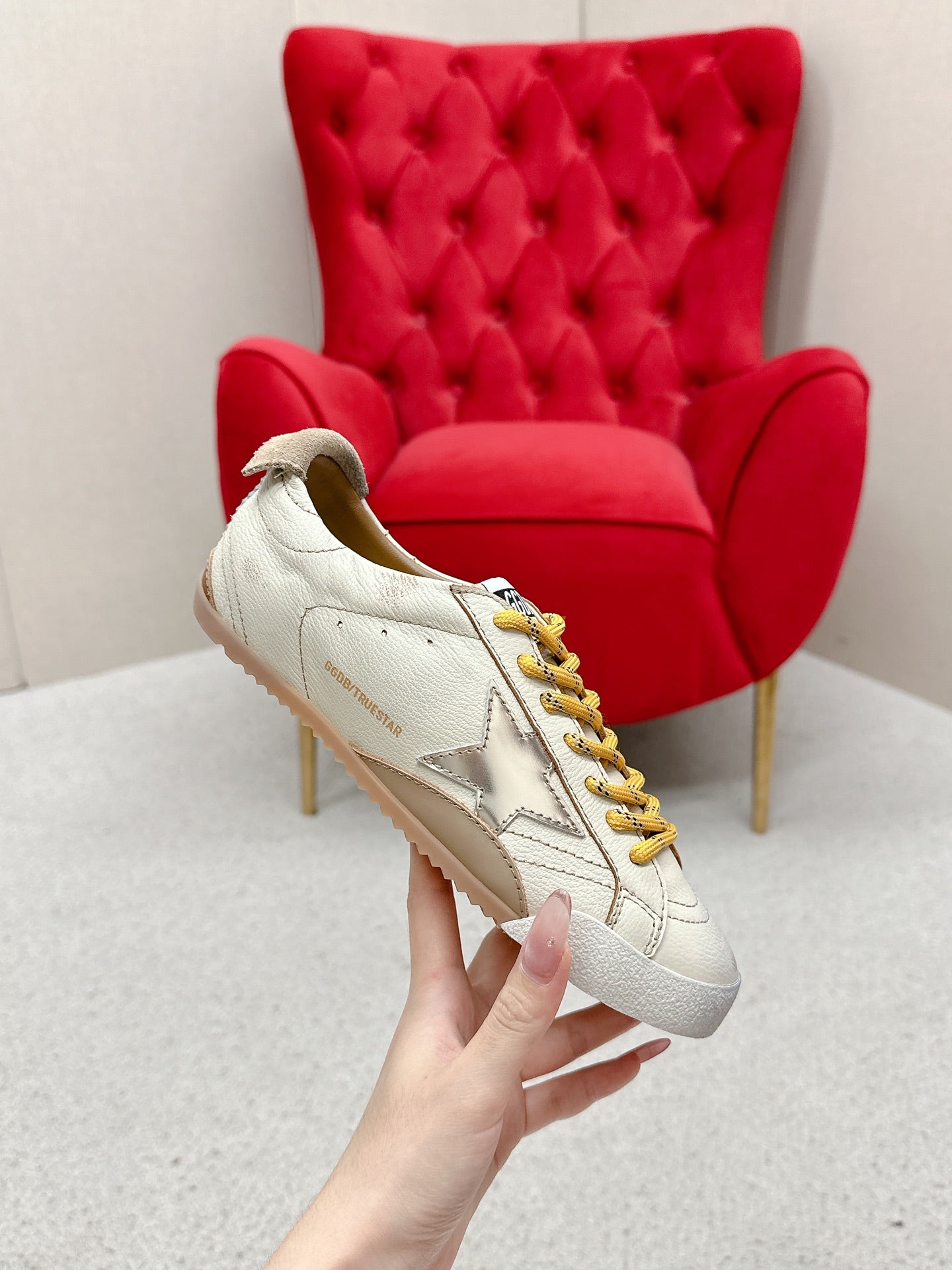 LuxluxHouse Best Quality Shoes Golden Goose