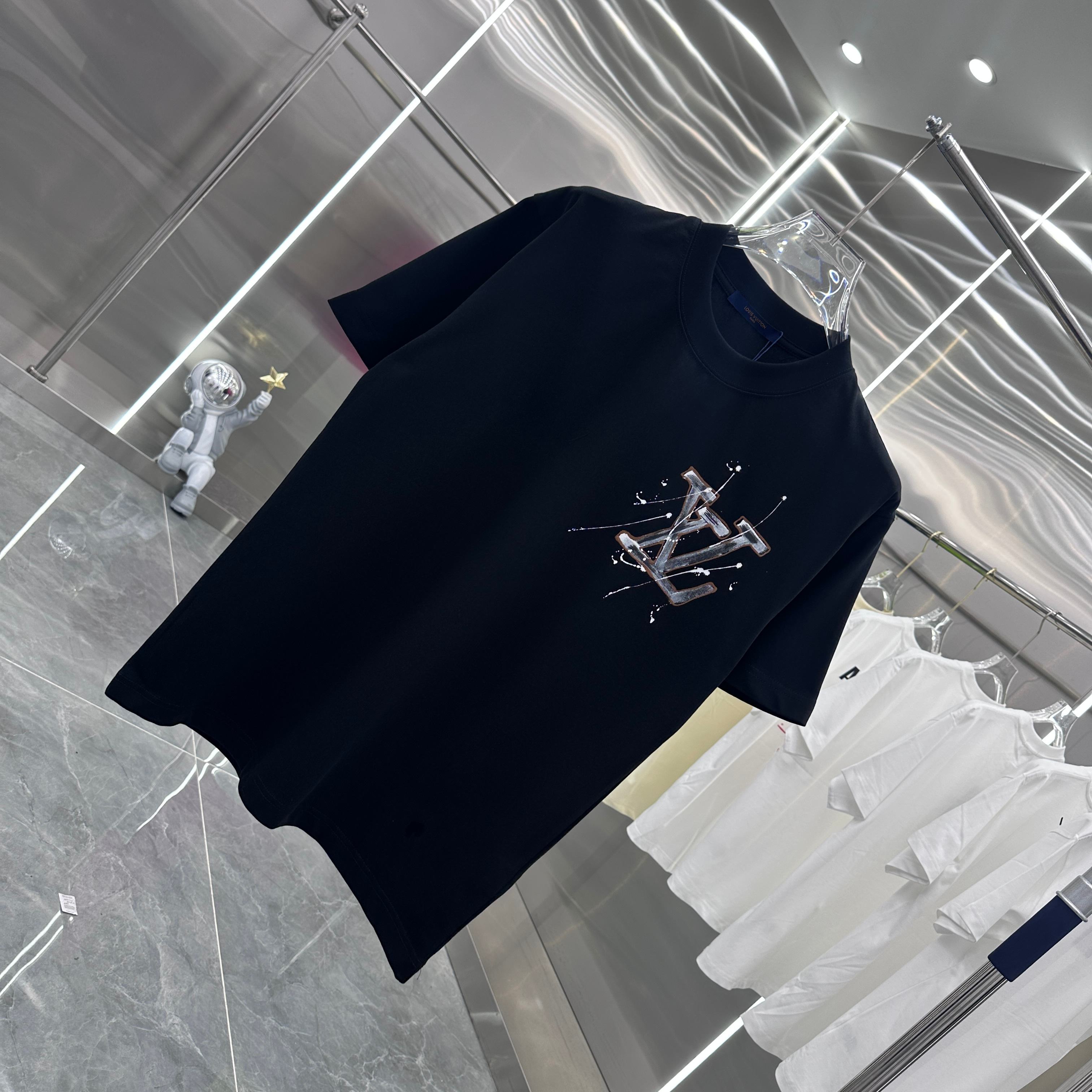 LuxluxHouse Best Quality Clothes T-shirt Louis Vuitton