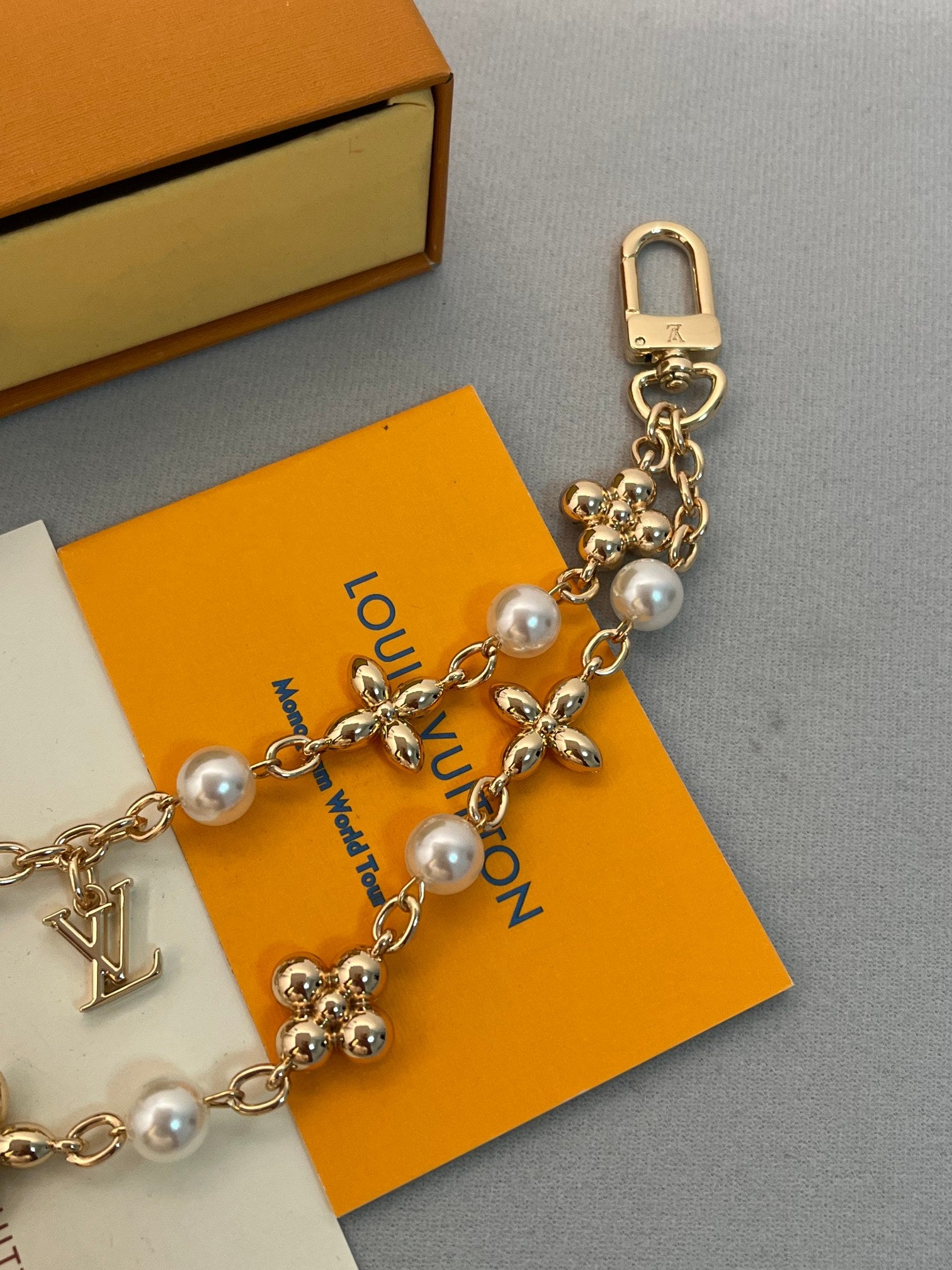 LuxluxHouse Best Quality Accessories Louis Vuitton Keychain