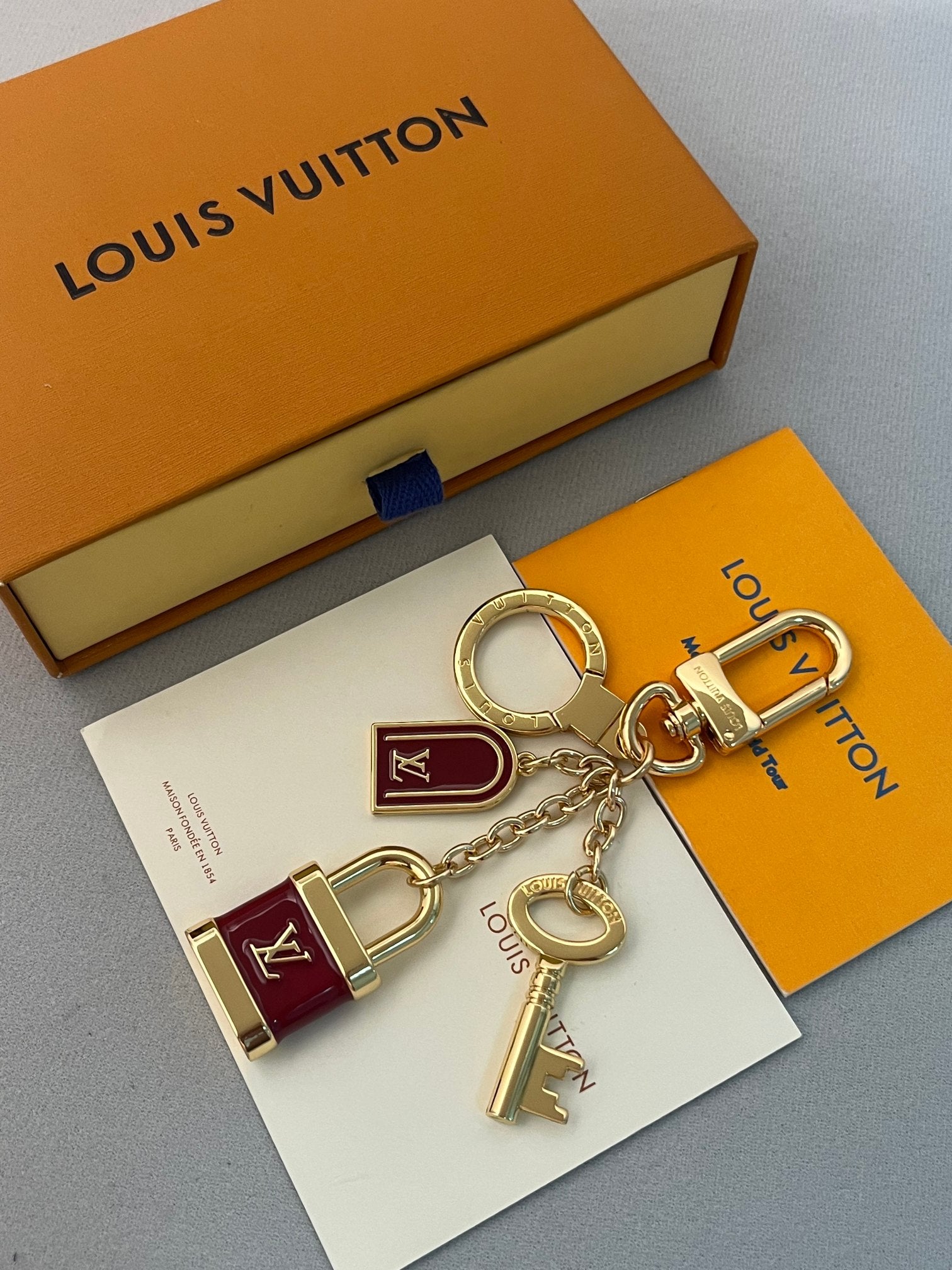 LuxluxHouse Best Quality Accessories Keychain Louis Vuitton