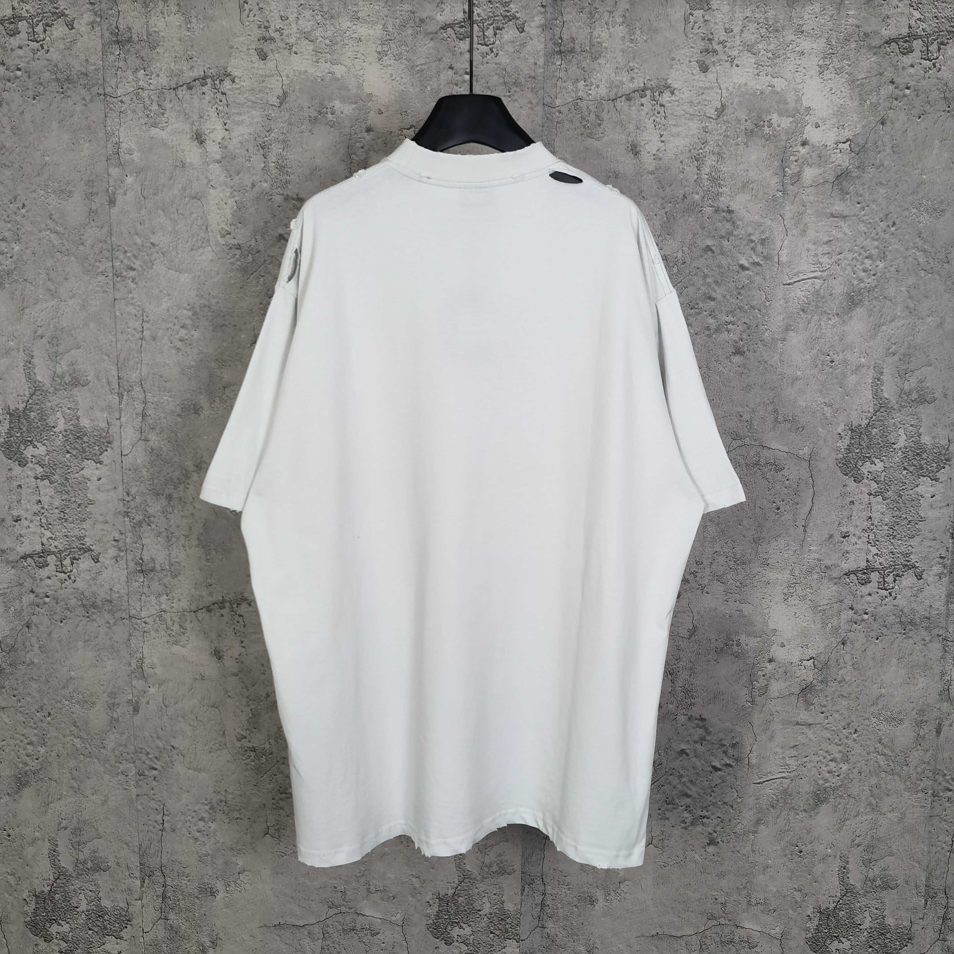 LuxluxHouse Best Quality Clothes Balenciaga T-shirt