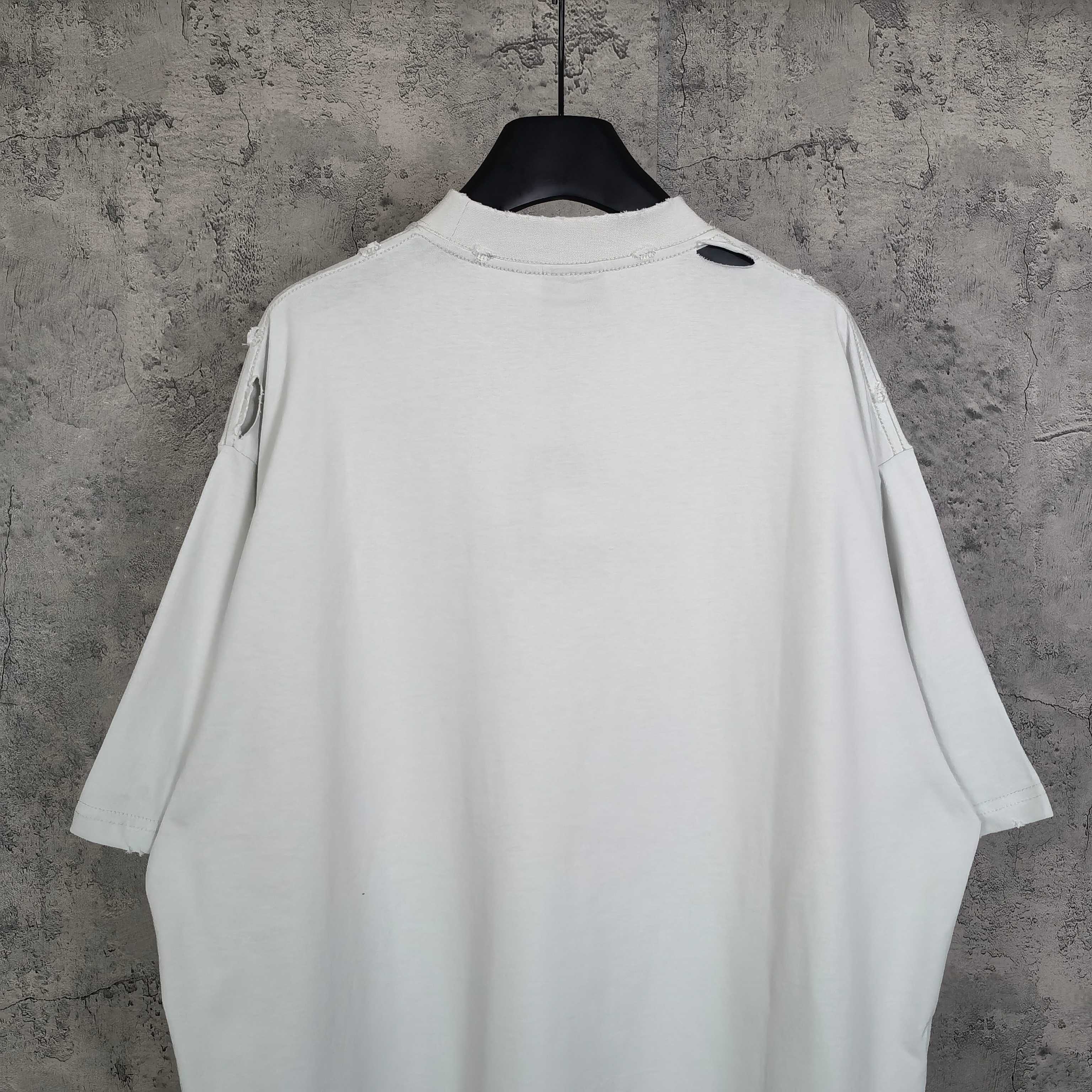 LuxluxHouse Best Quality Clothes Balenciaga T-shirt