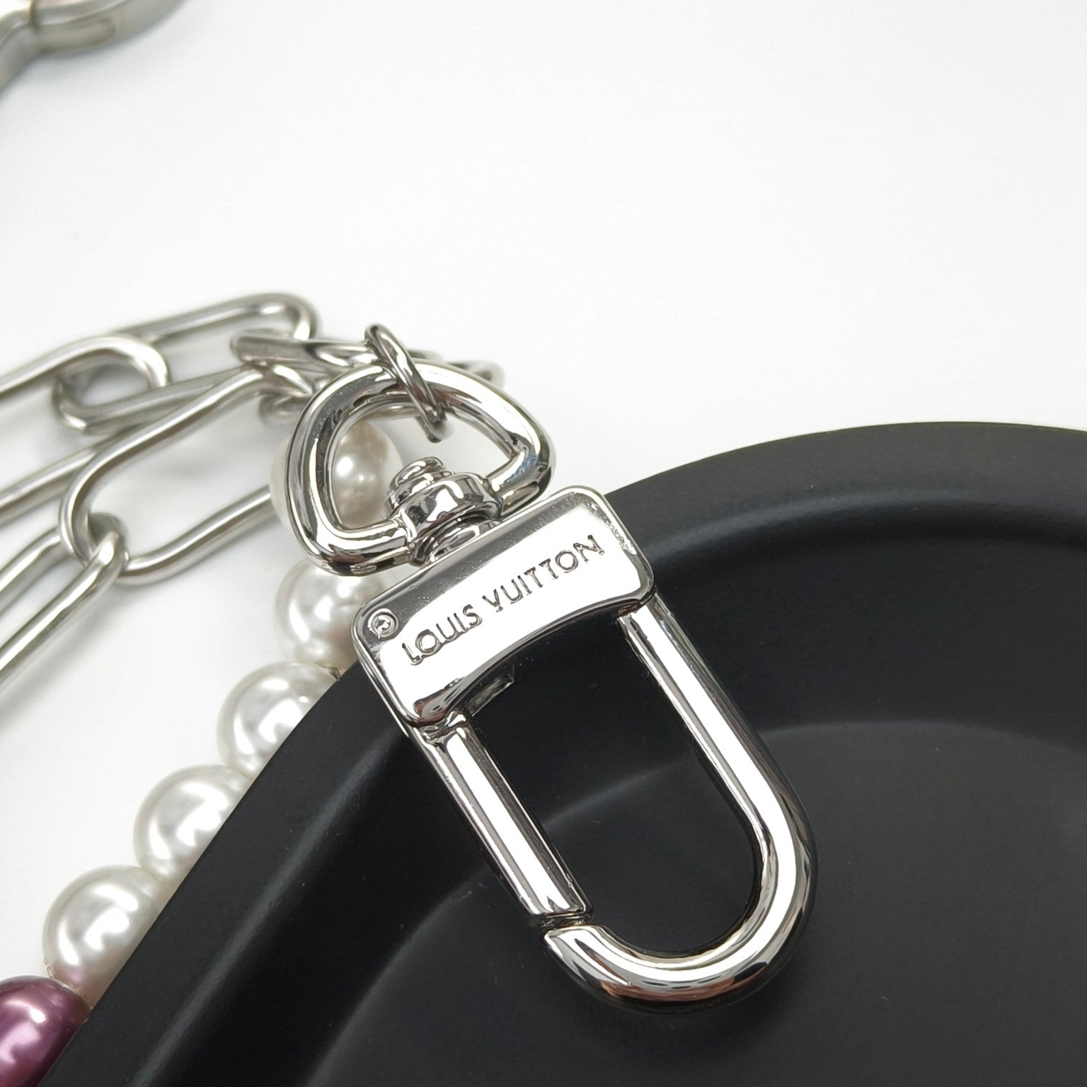 LuxluxHouse Best Quality Accessories Louis Vuitton Keychain