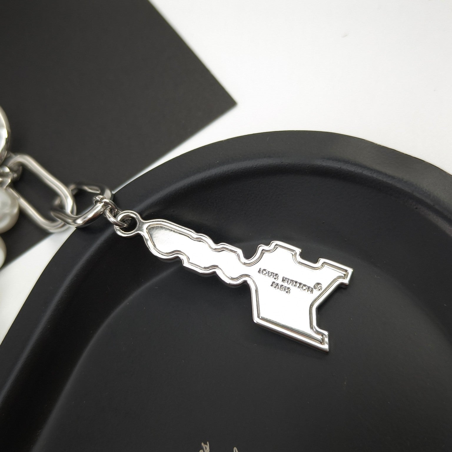 LuxluxHouse Best Quality Accessories Louis Vuitton Keychain