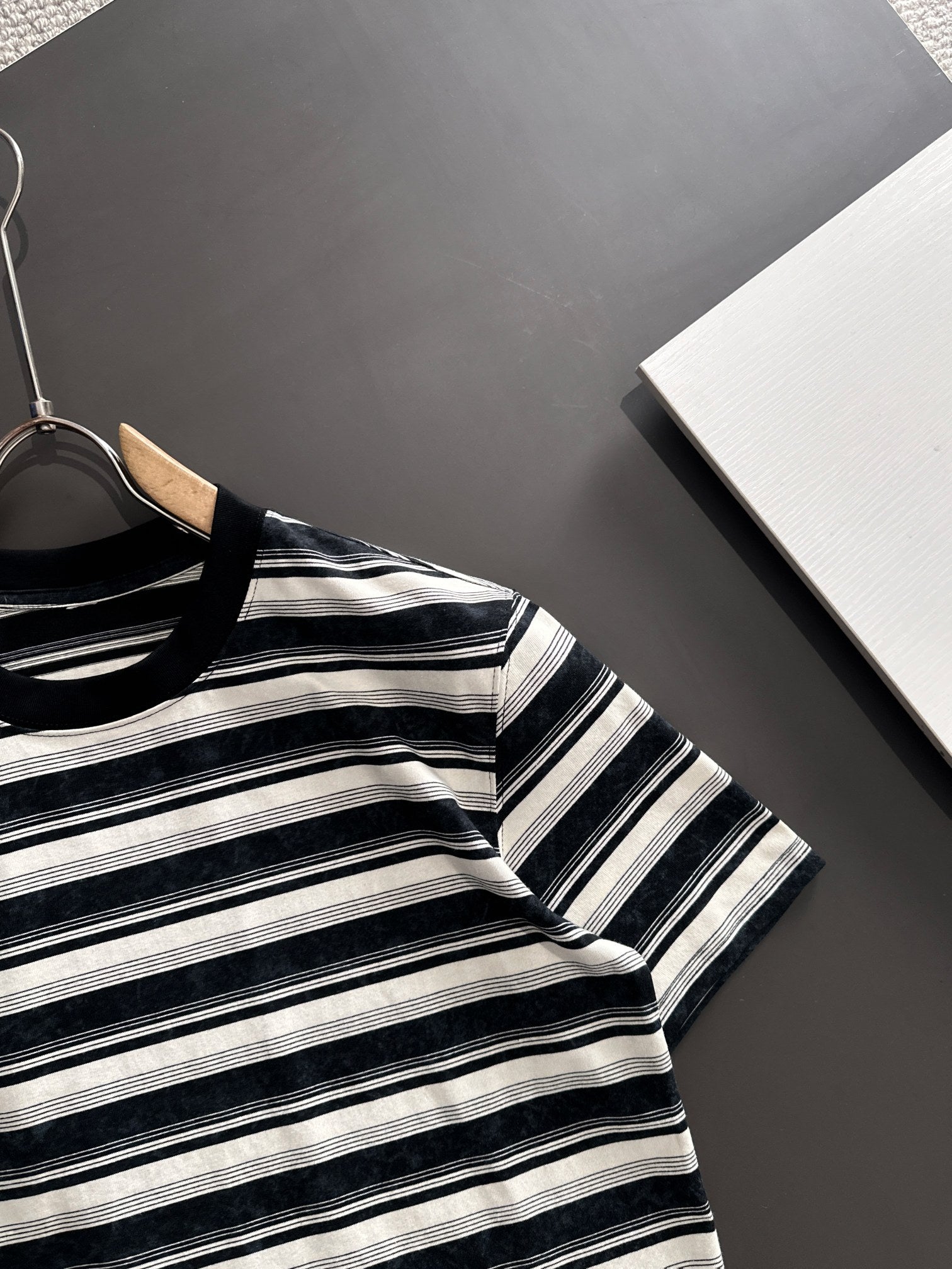 LuxluxHouse Best Quality Clothes T-shirt Moncler