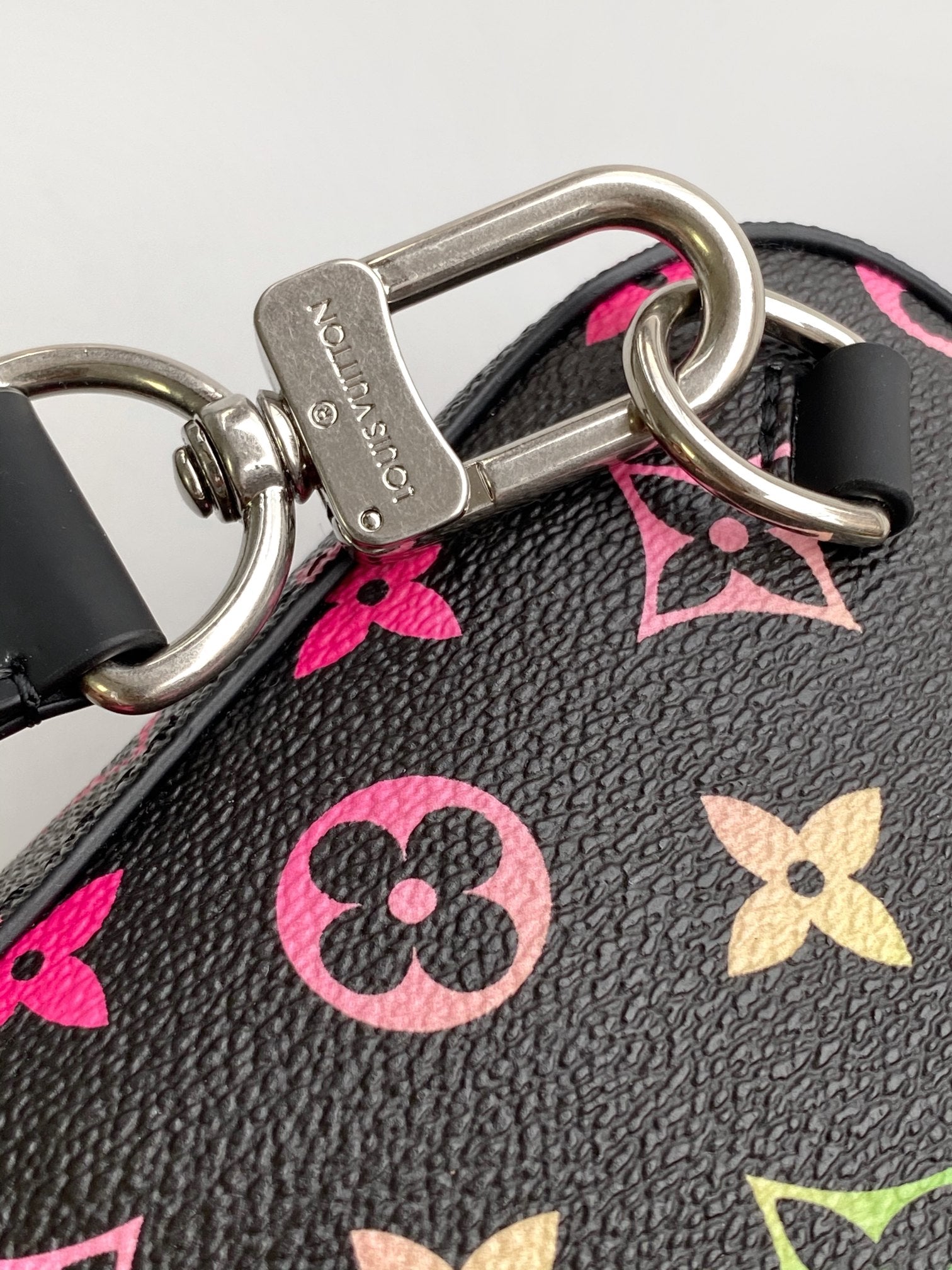 LuxluxHouse Best Quality Bags Louis Vuitton Women Men