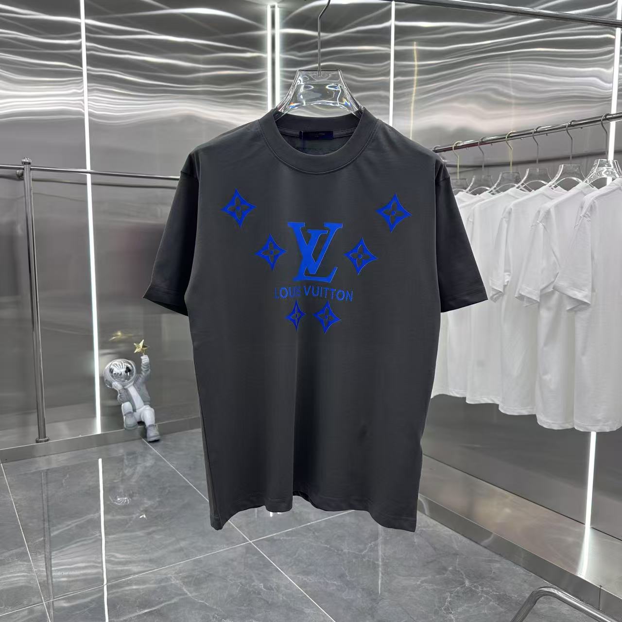 LuxluxHouse Best Quality Clothes T-shirt Louis Vuitton