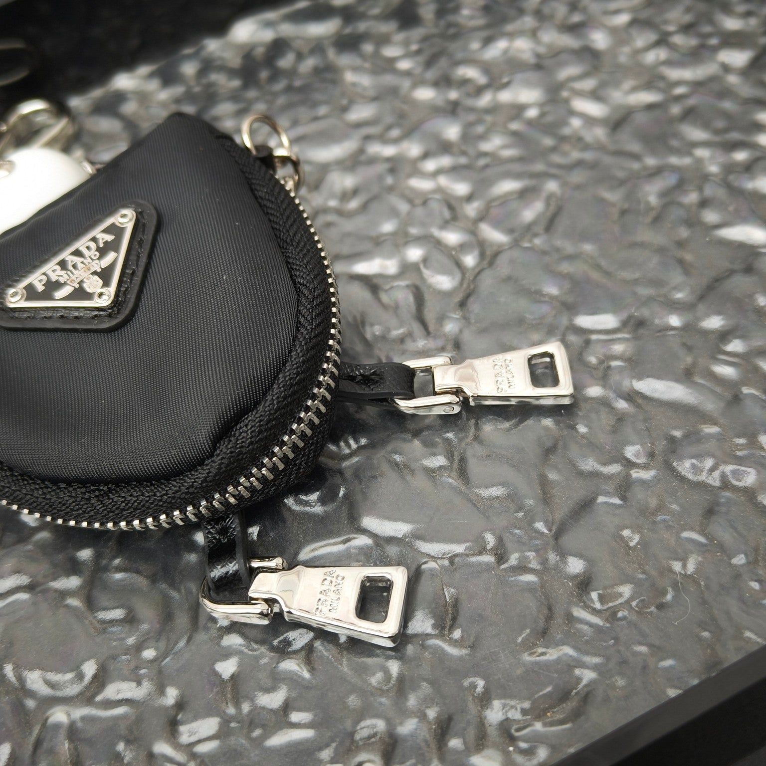 LuxluxHouse Best Quality Accessories Louis Vuitton Keychain