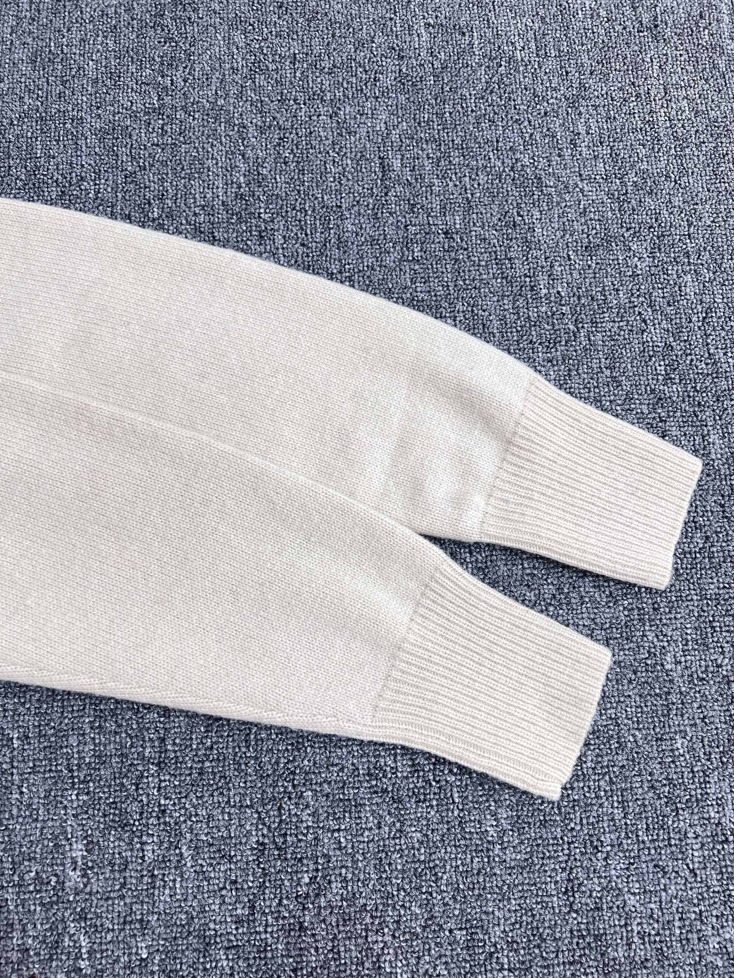 LuxluxHouse Best Quality Clothes Burberry Hoodie & Sweater