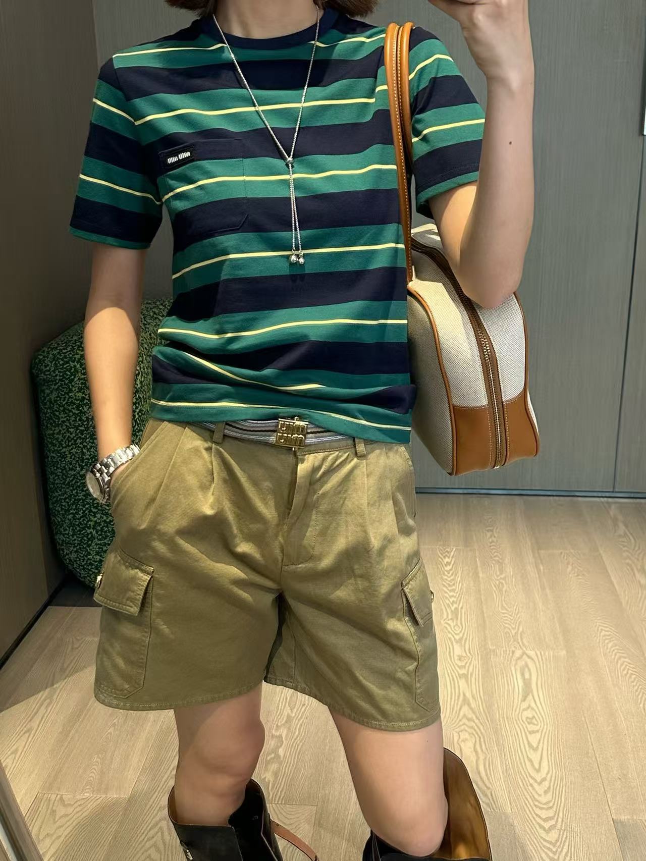 LuxluxHouse Best Quality Clothes Miu Miu T-shirt