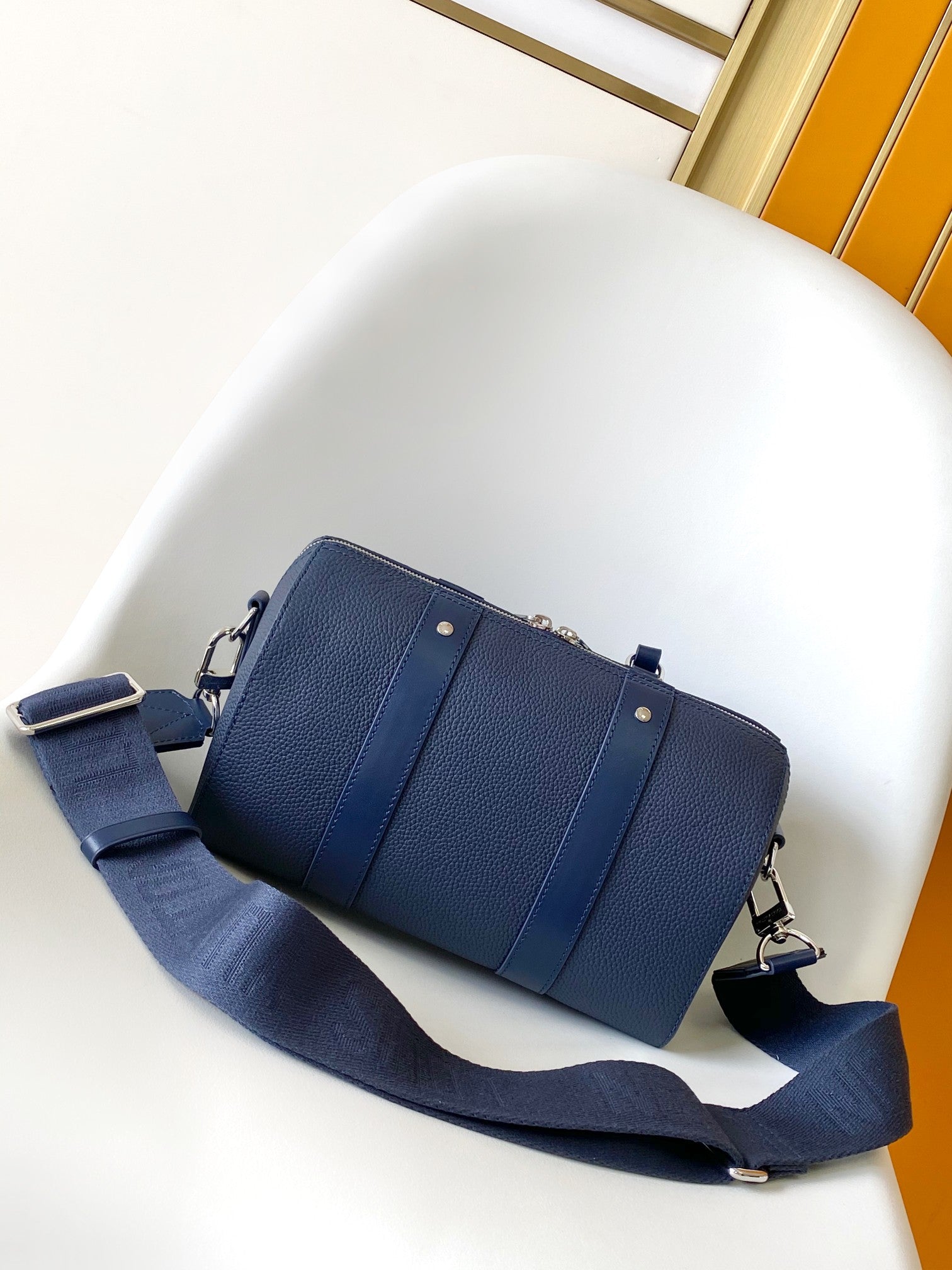 LuxluxHouse Best Quality Bags Louis Vuitton Men