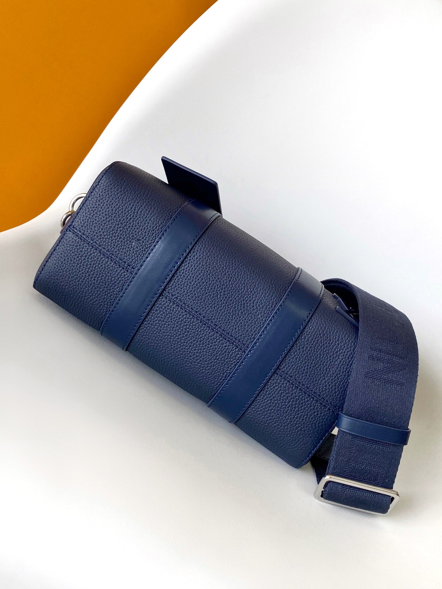 LuxluxHouse Best Quality Bags Louis Vuitton Men