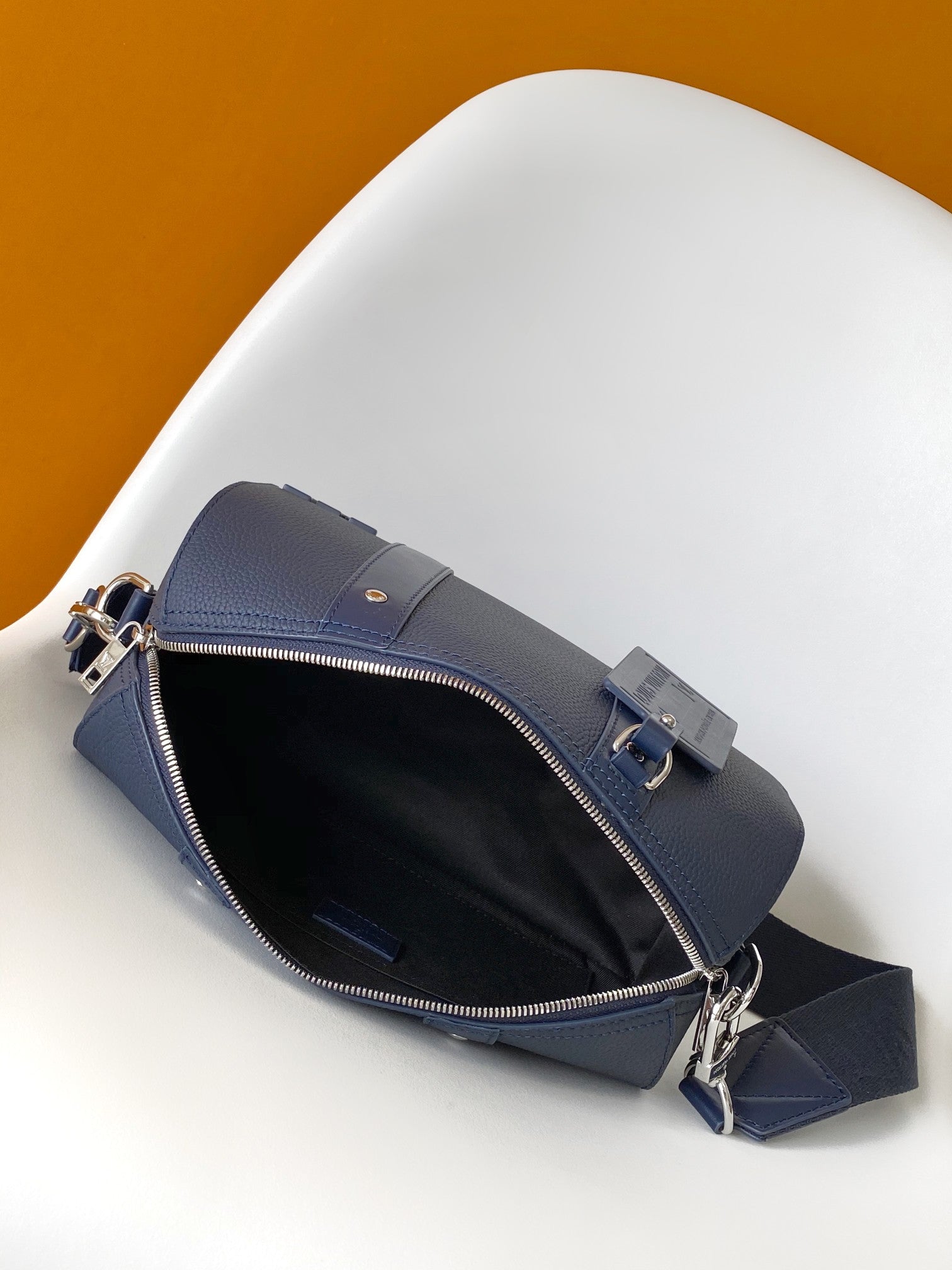LuxluxHouse Best Quality Bags Louis Vuitton Men