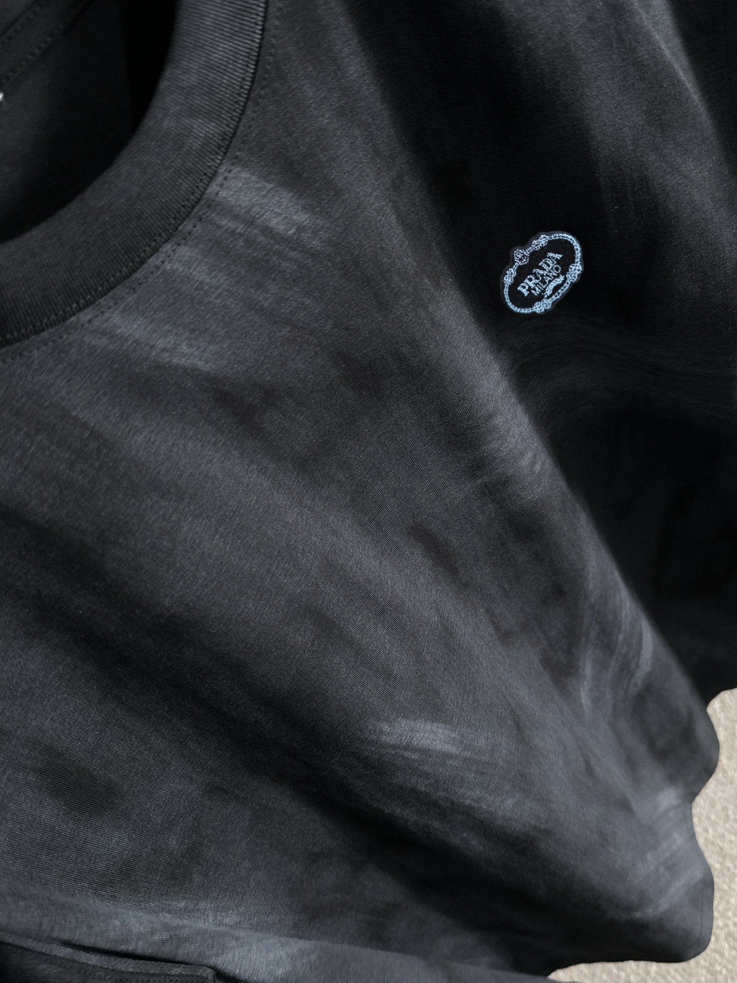 LuxluxHouse Best Quality Clothes T-shirt Prada