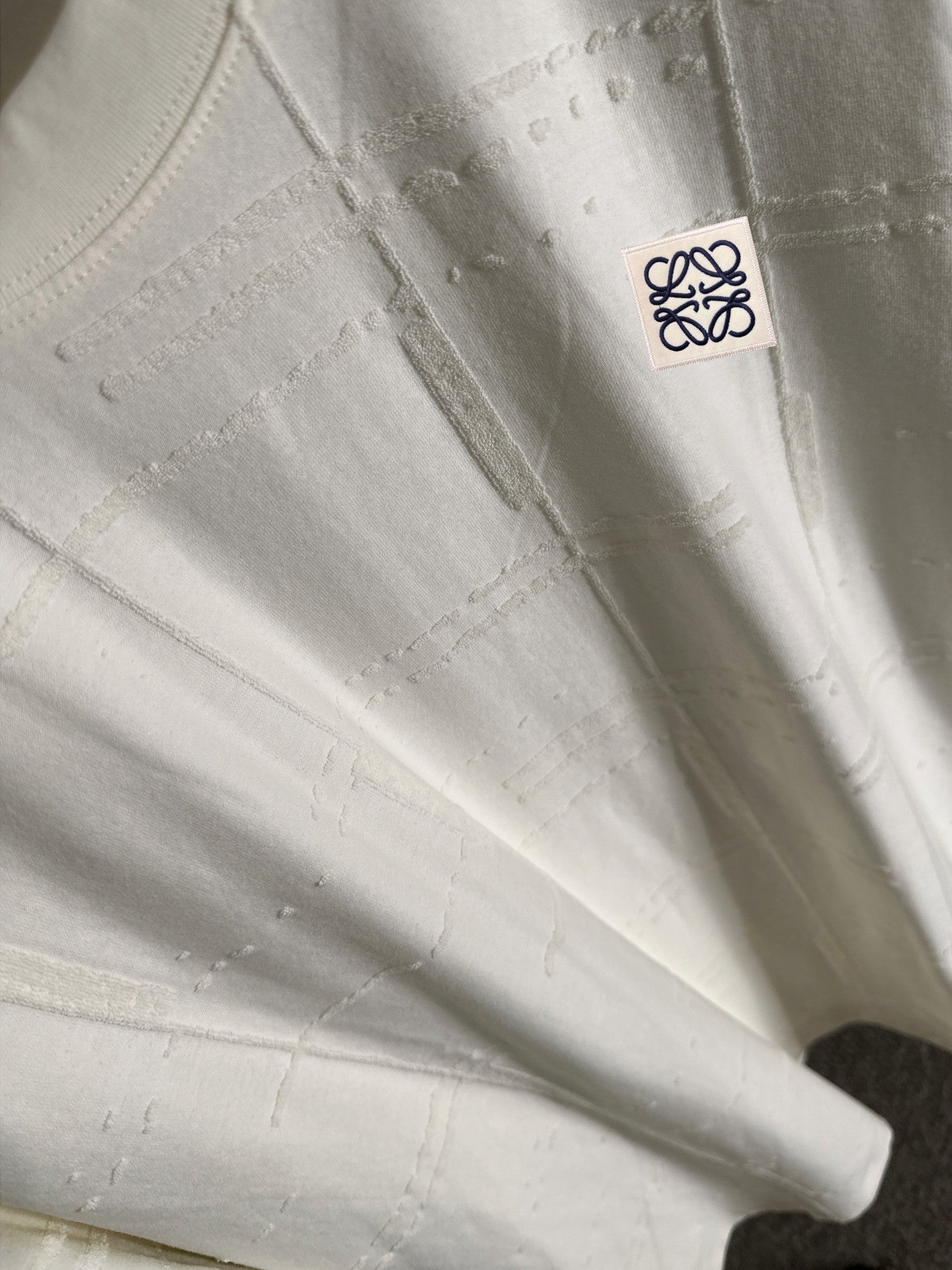 LuxluxHouse Best Quality Clothes T-shirt Loewe