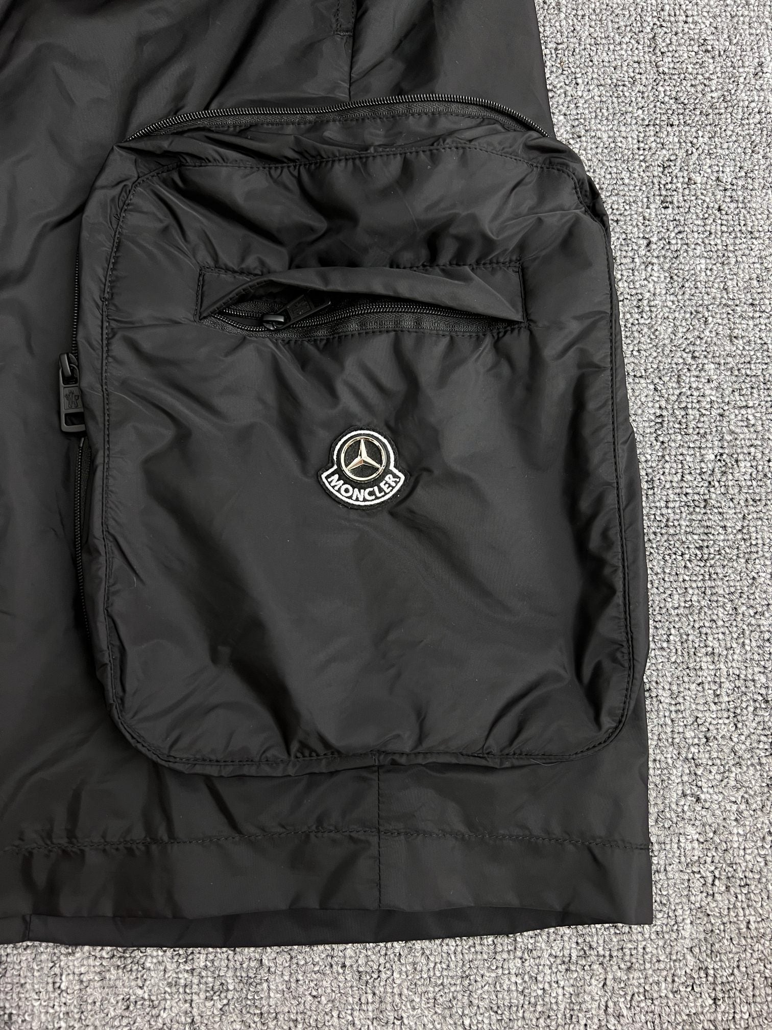 LuxluxHouse Best Quality Clothes Pants Moncler