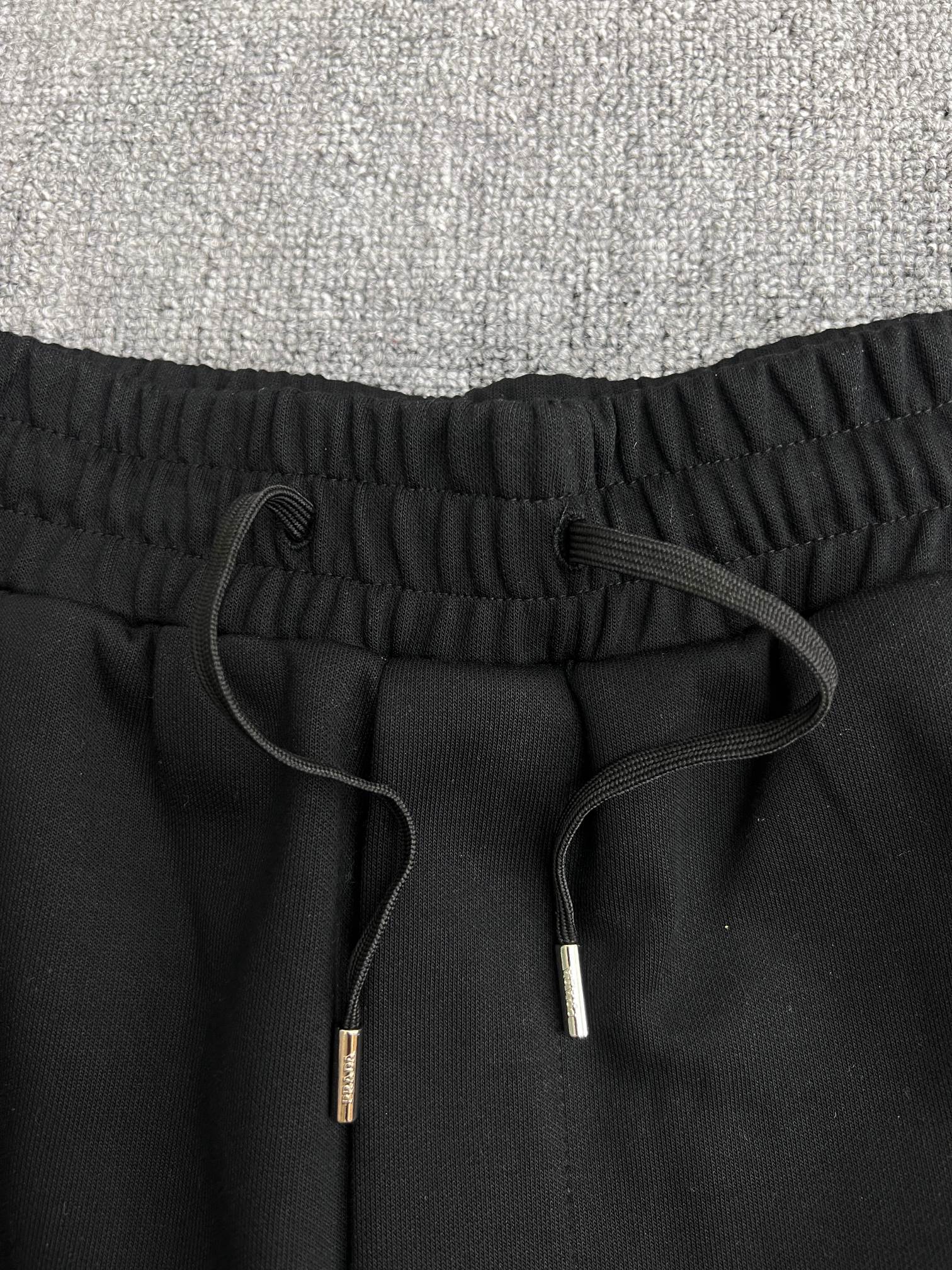 LuxluxHouse Best Quality Clothes Pants Prada