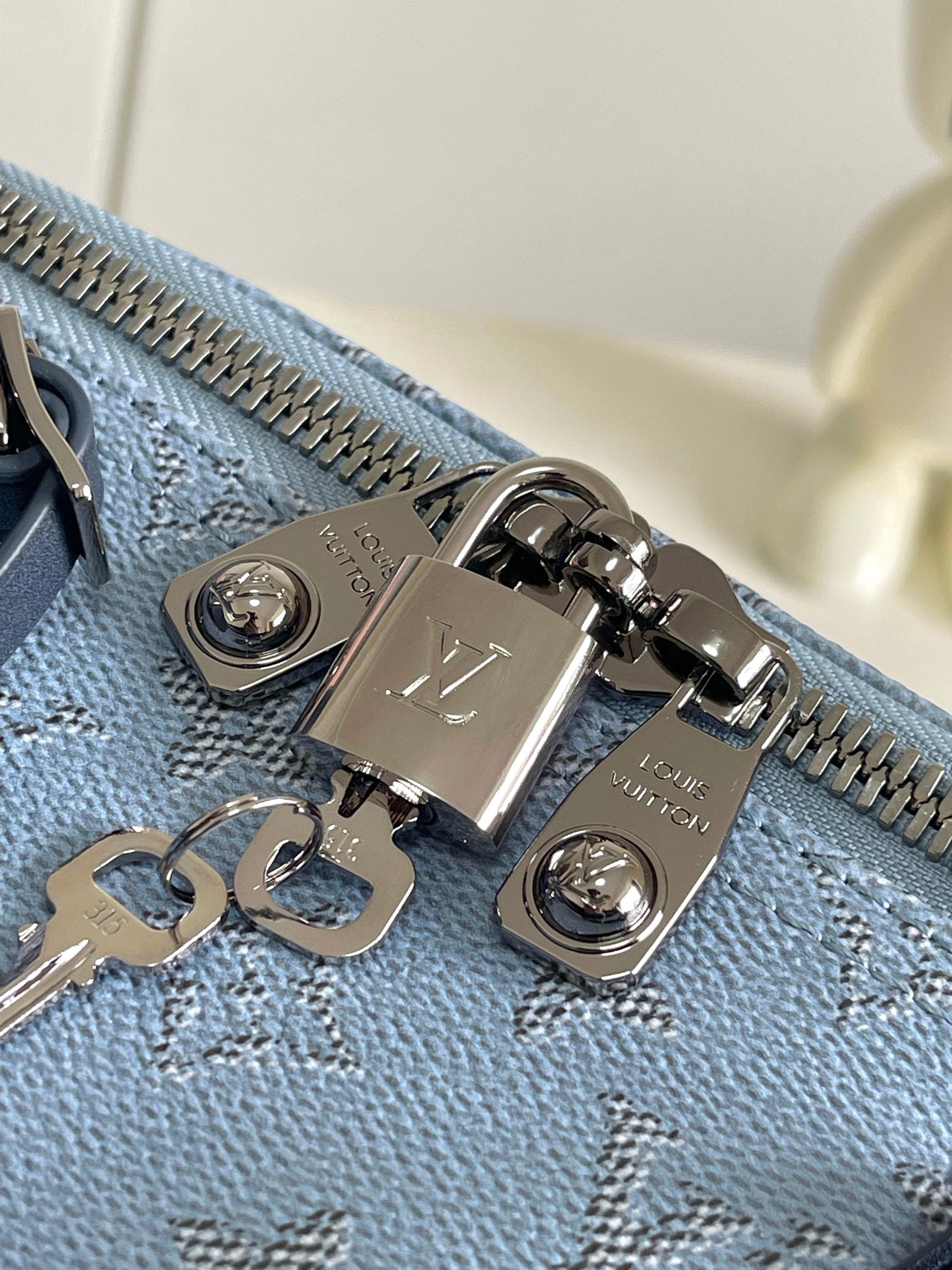 LuxluxHouse Best Quality Bags Louis Vuitton Men