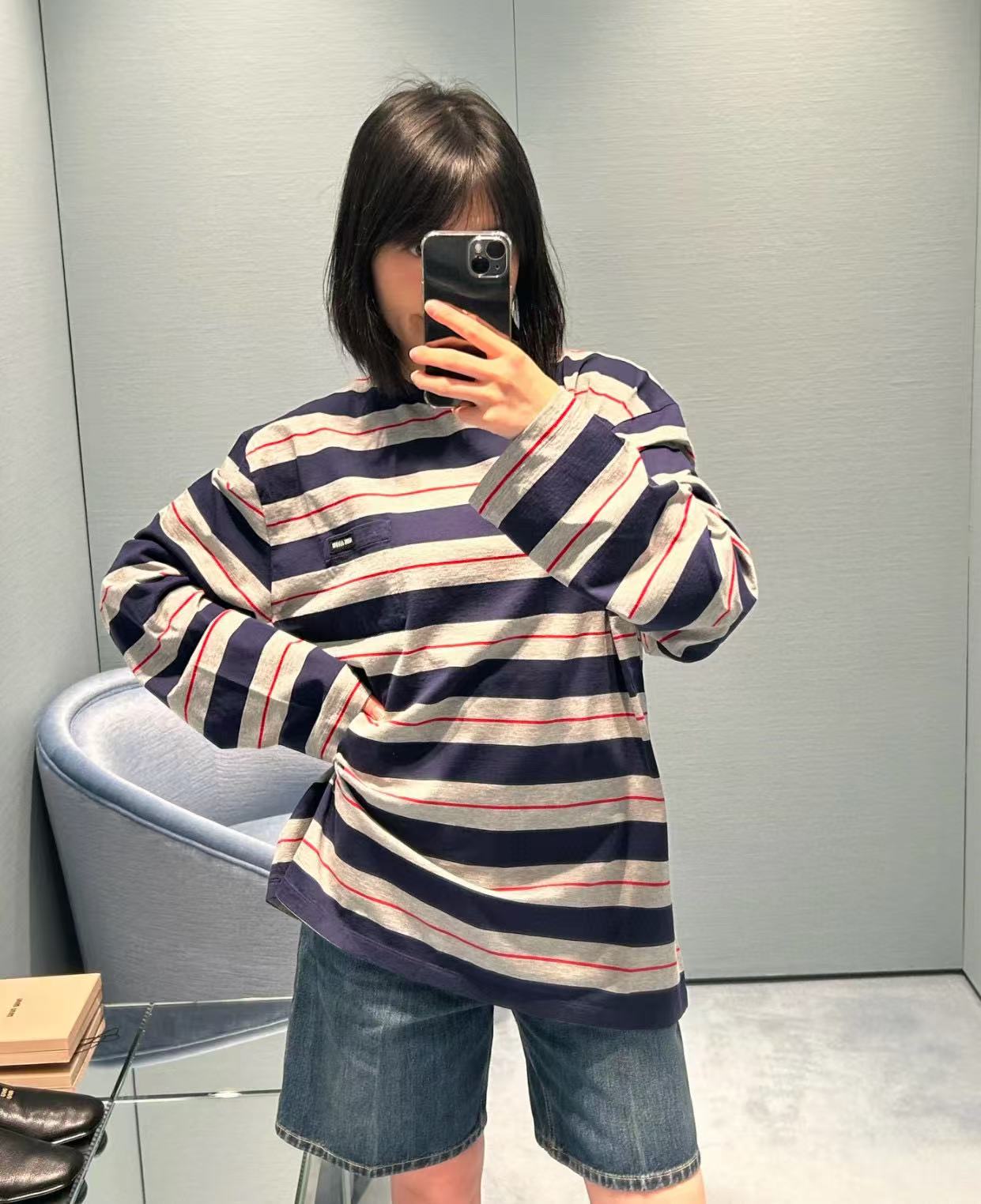 LuxluxHouse Best Quality Clothes Miu Miu T-shirt