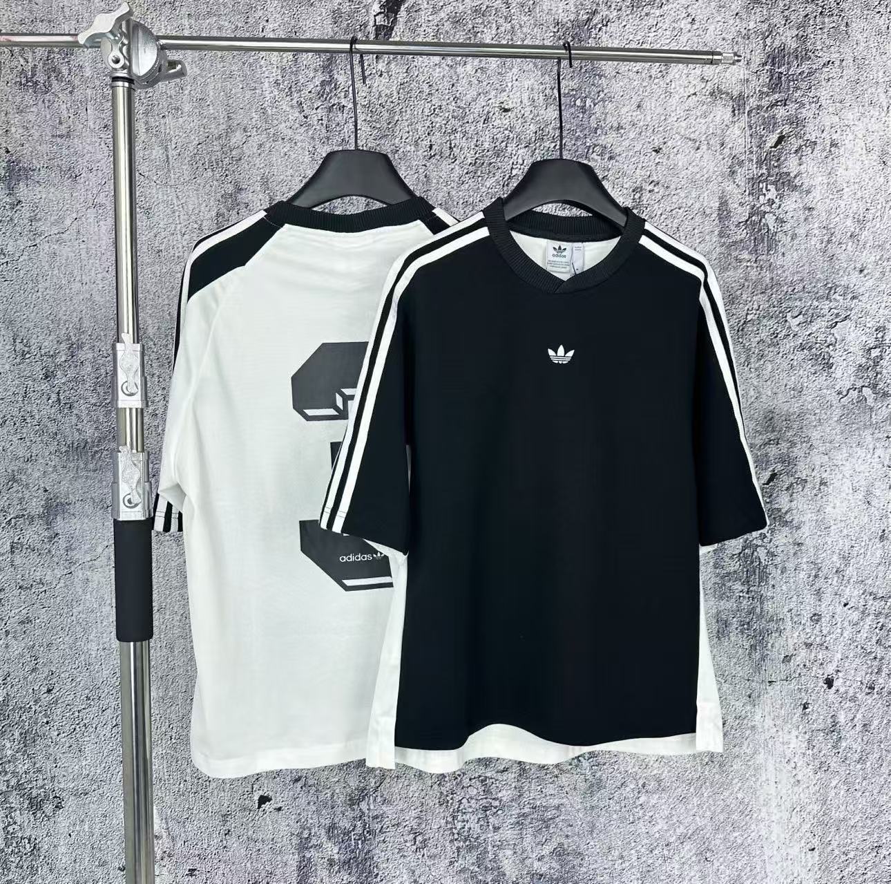 LuxluxHouse Best Quality Clothes Adidas T-shirt