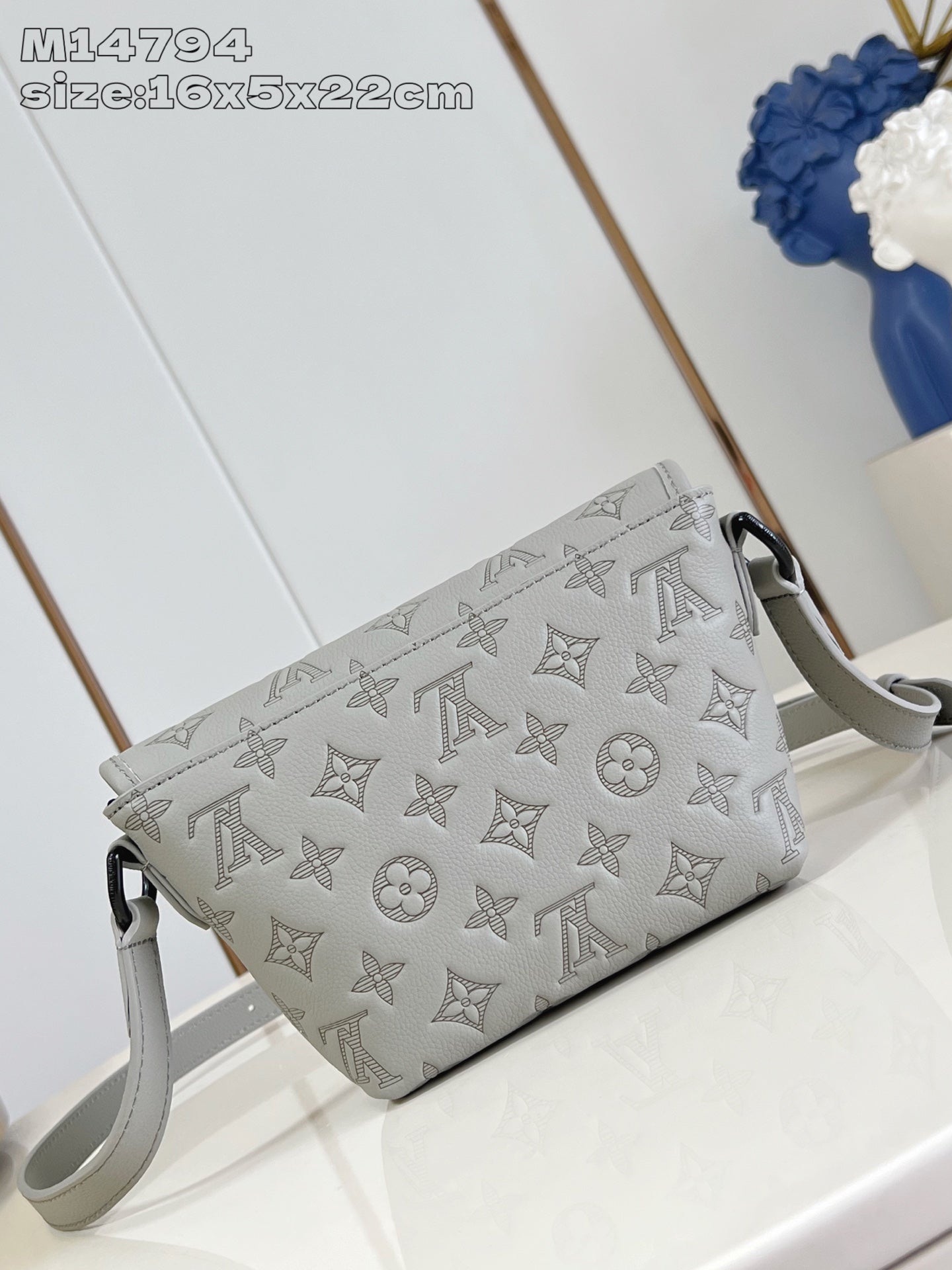 LuxluxHouse Best Quality Bags Louis Vuitton Men