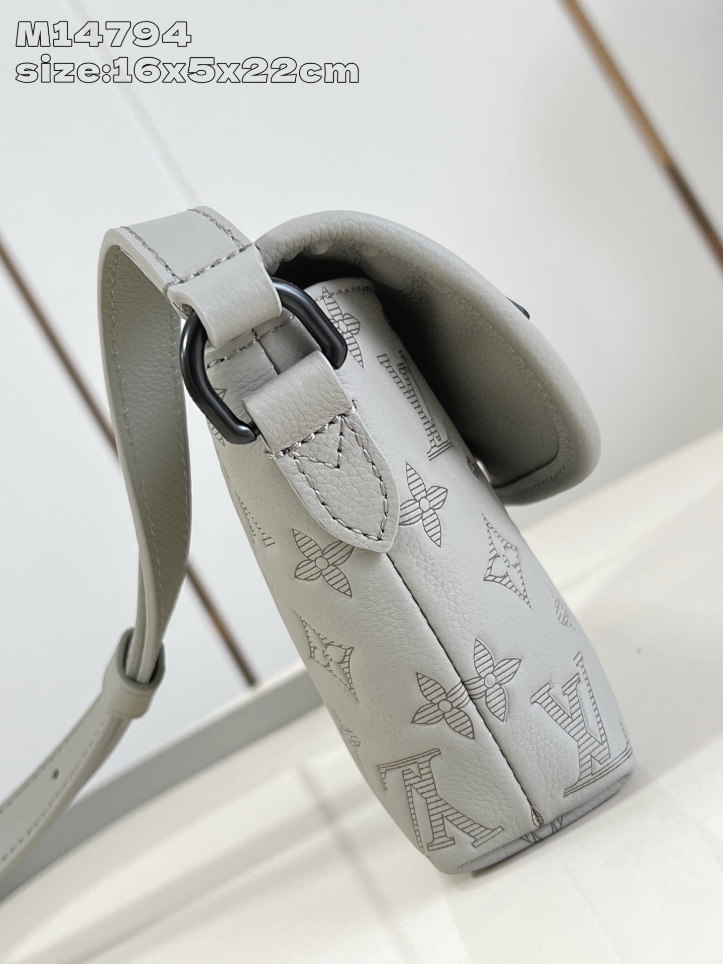 LuxluxHouse Best Quality Bags Louis Vuitton Men