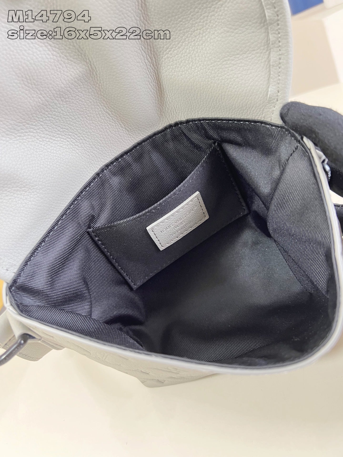 LuxluxHouse Best Quality Bags Louis Vuitton Men