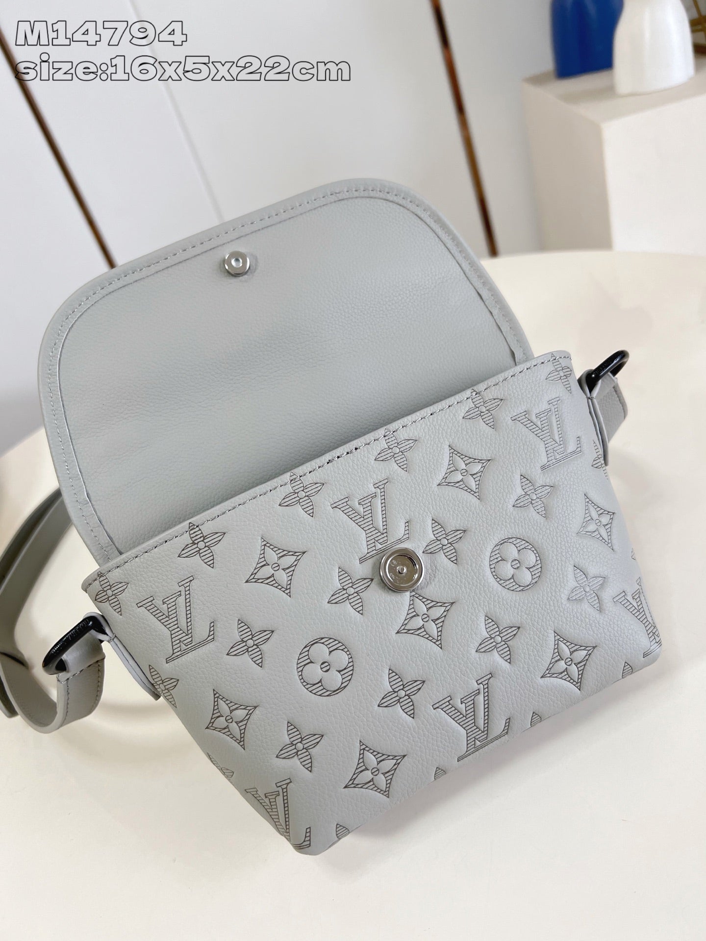 LuxluxHouse Best Quality Bags Louis Vuitton Men