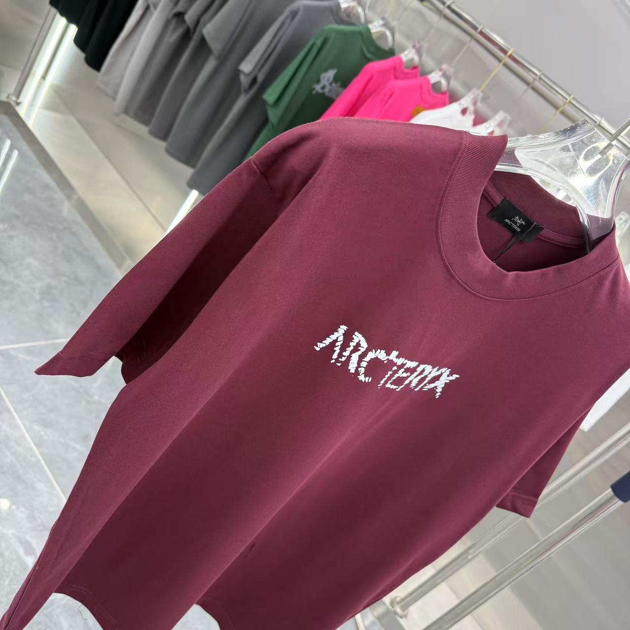 LuxluxHouse Best Quality Clothes T-shirt Arcteryx