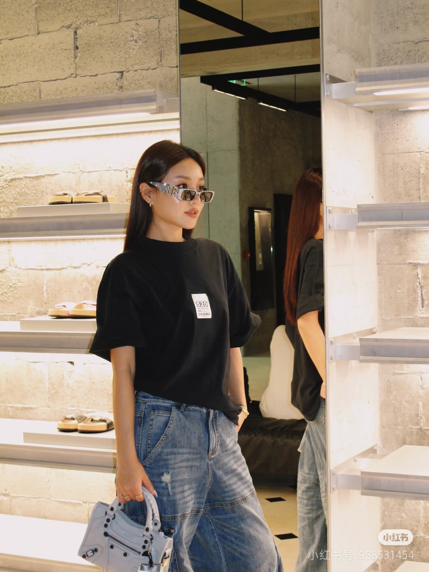 LuxluxHouse Best Quality Clothes Balenciaga T-shirt