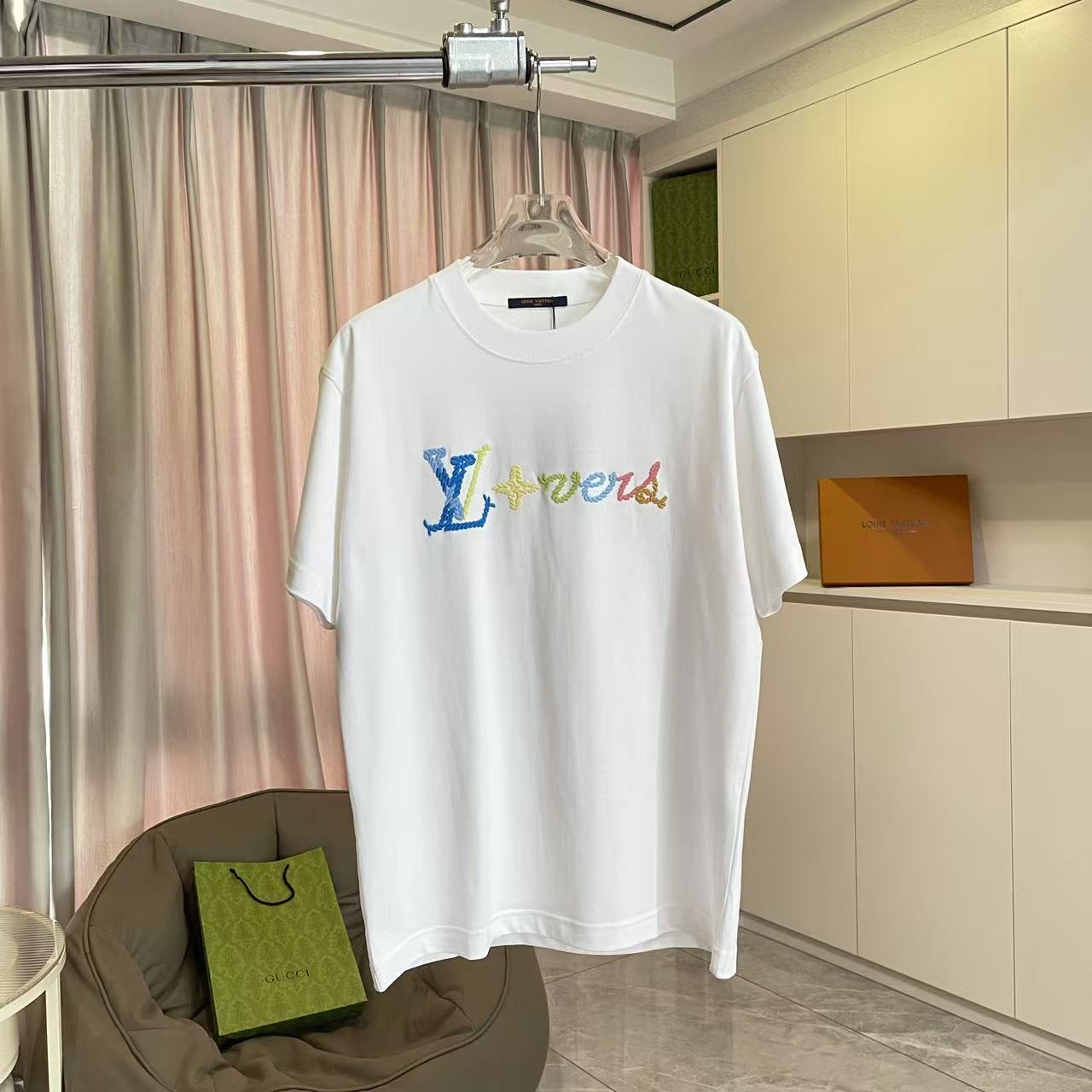 LuxluxHouse Best Quality Clothes T-shirt Louis Vuitton