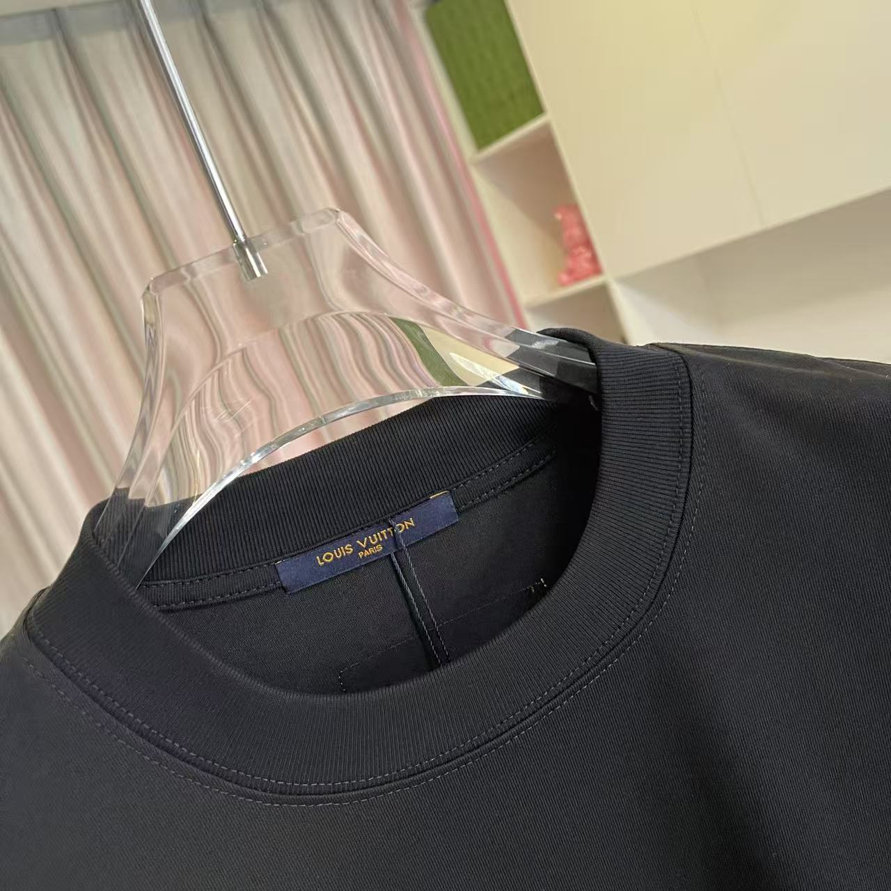 LuxluxHouse Best Quality Clothes T-shirt Louis Vuitton