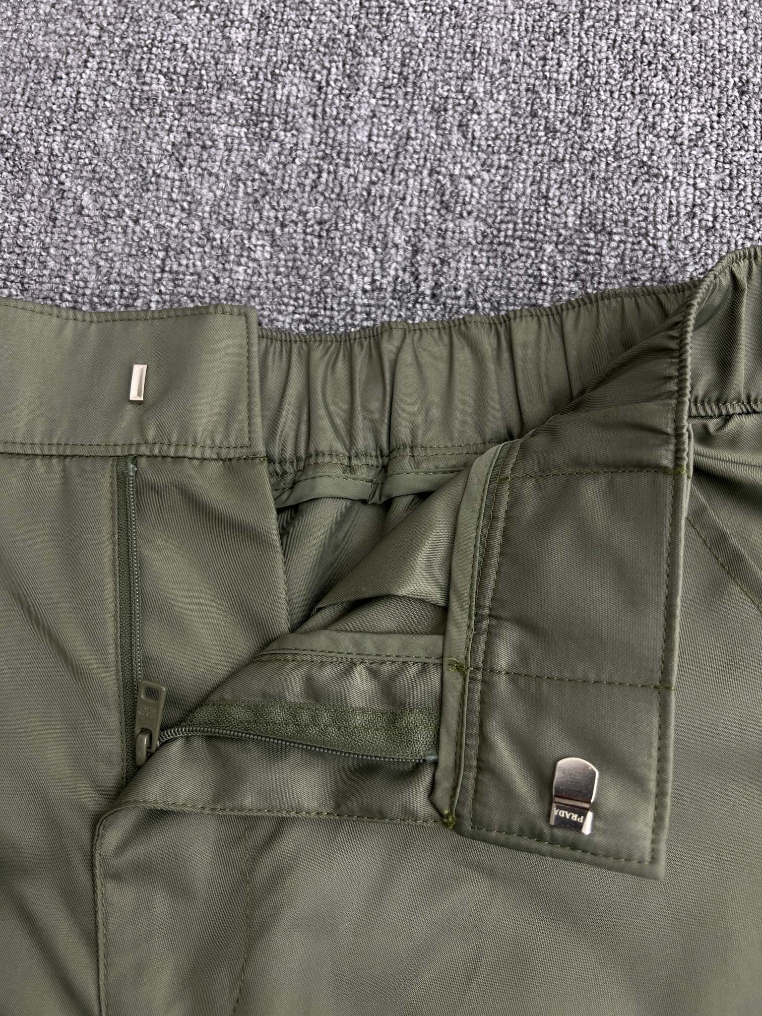 LuxluxHouse Best Quality Clothes Pants Prada