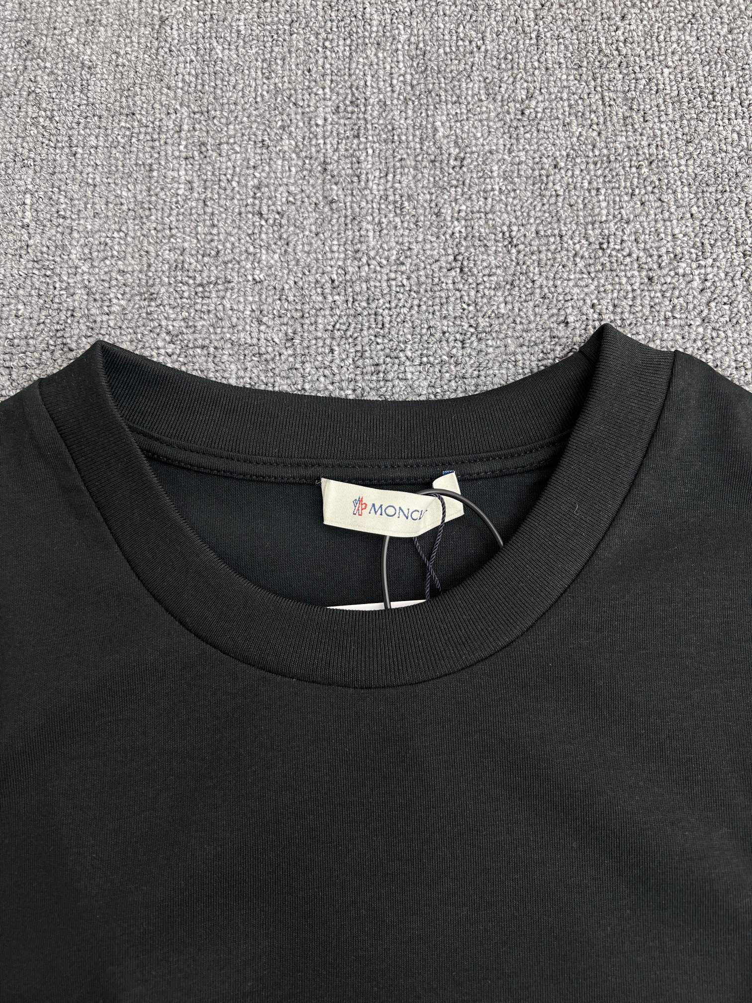 LuxluxHouse Best Quality Clothes T-shirt Moncler