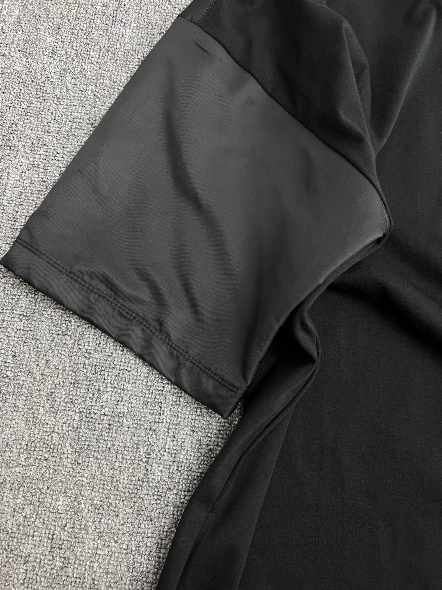 LuxluxHouse Best Quality Clothes T-shirt Prada