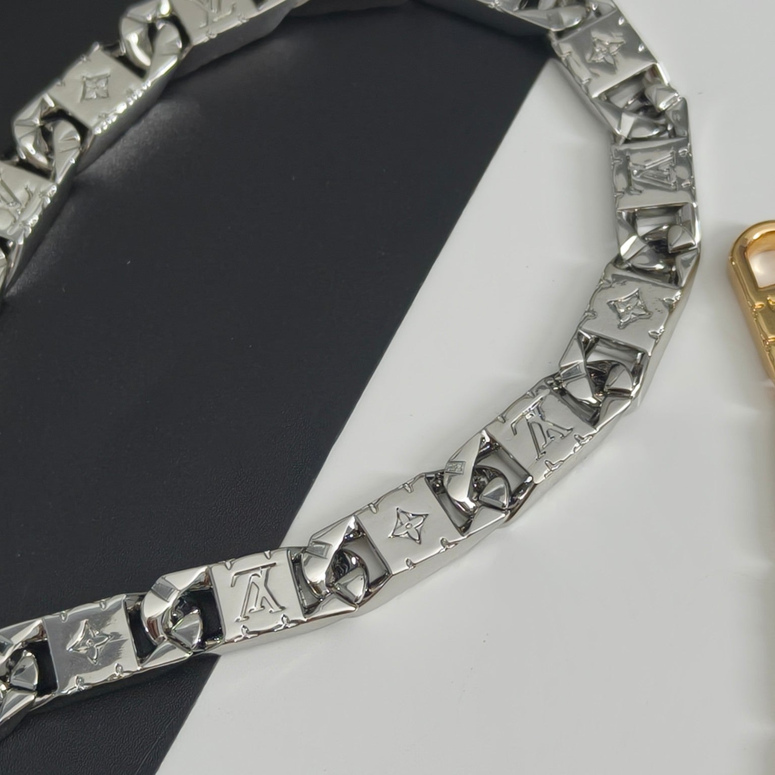 LuxluxHouse Best Quality Accessories Necklace Louis Vuitton