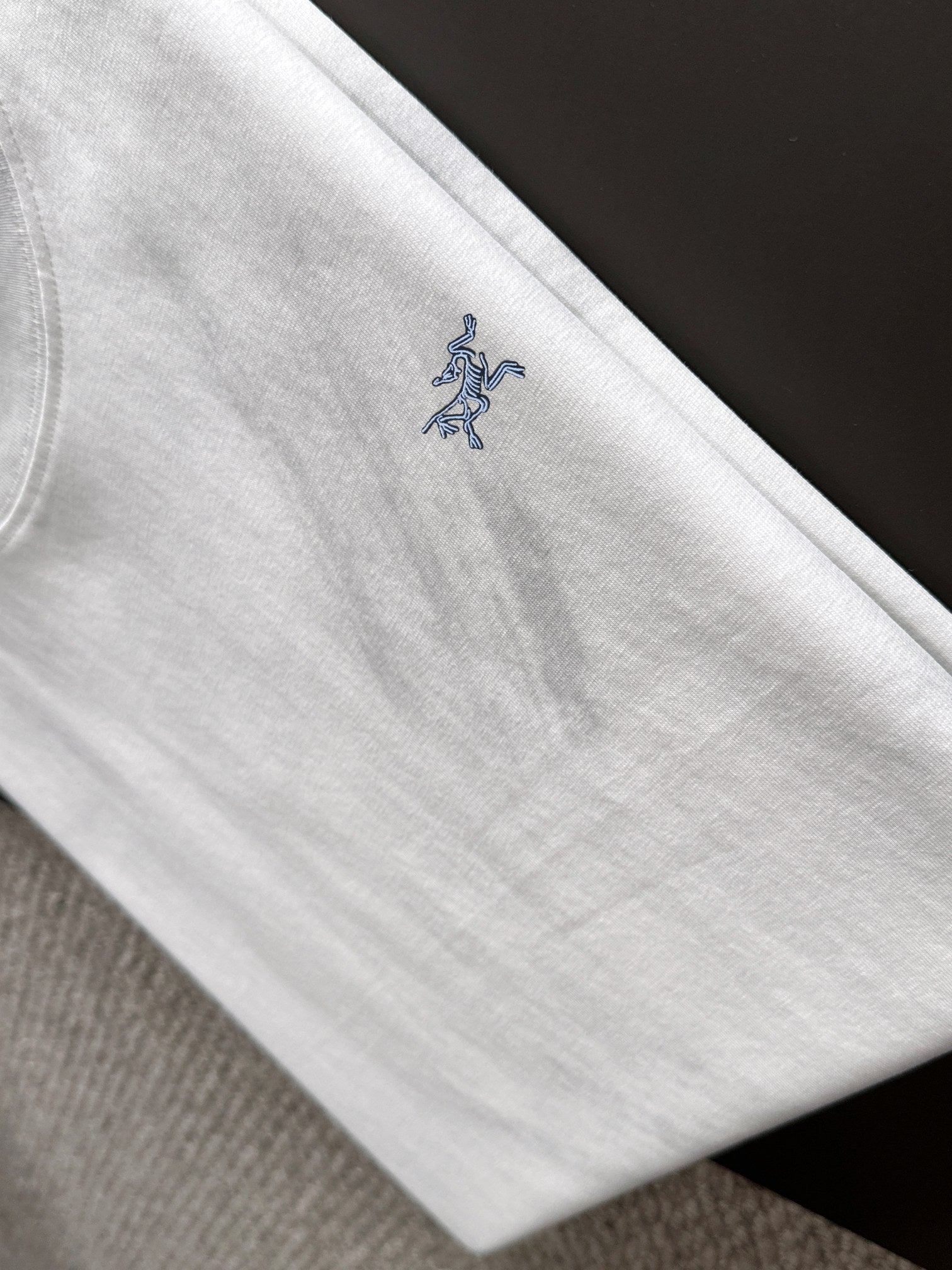 LuxluxHouse Best Quality Clothes T-shirt Arcteryx