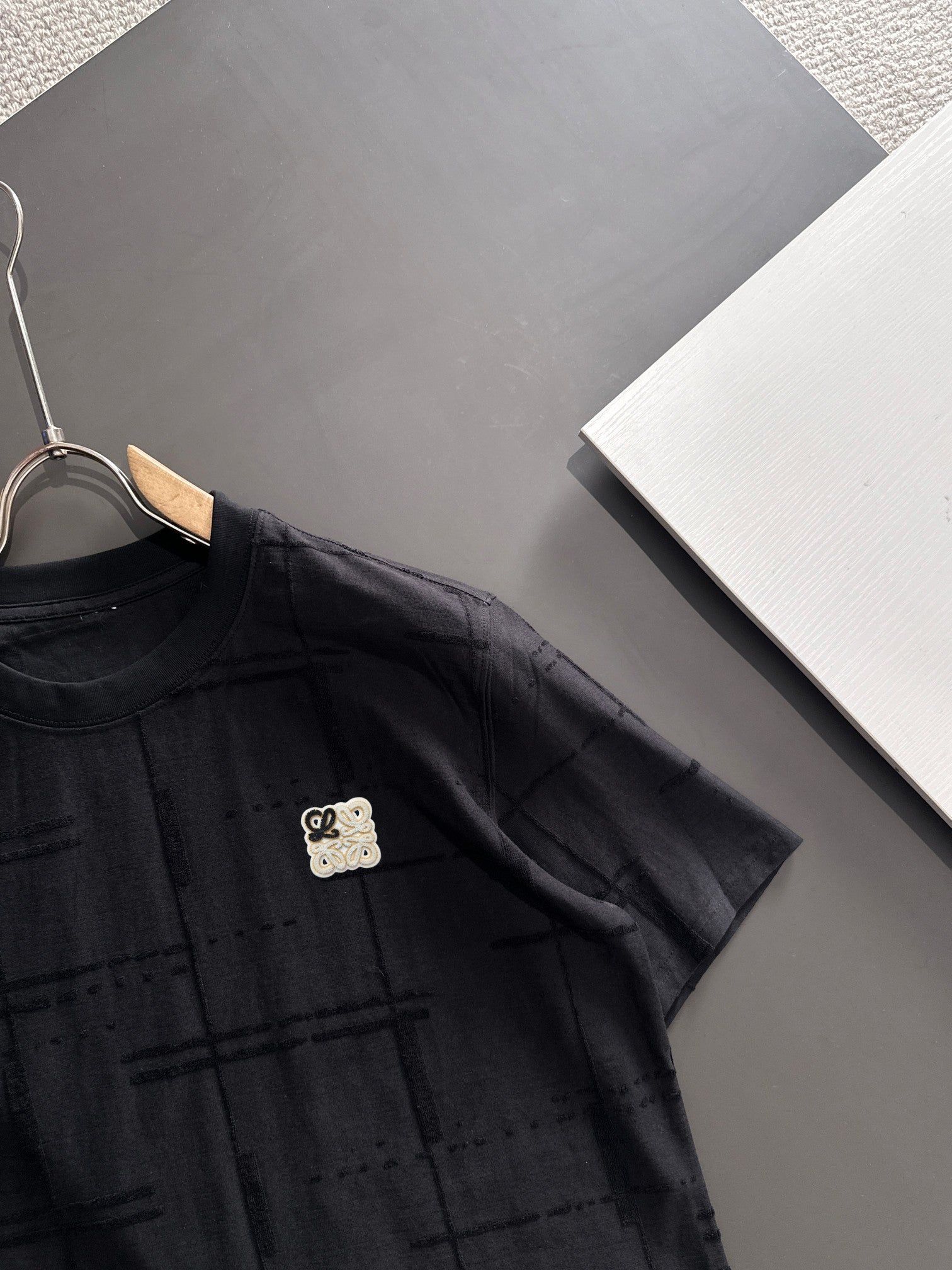 LuxluxHouse Best Quality Clothes T-shirt Loewe