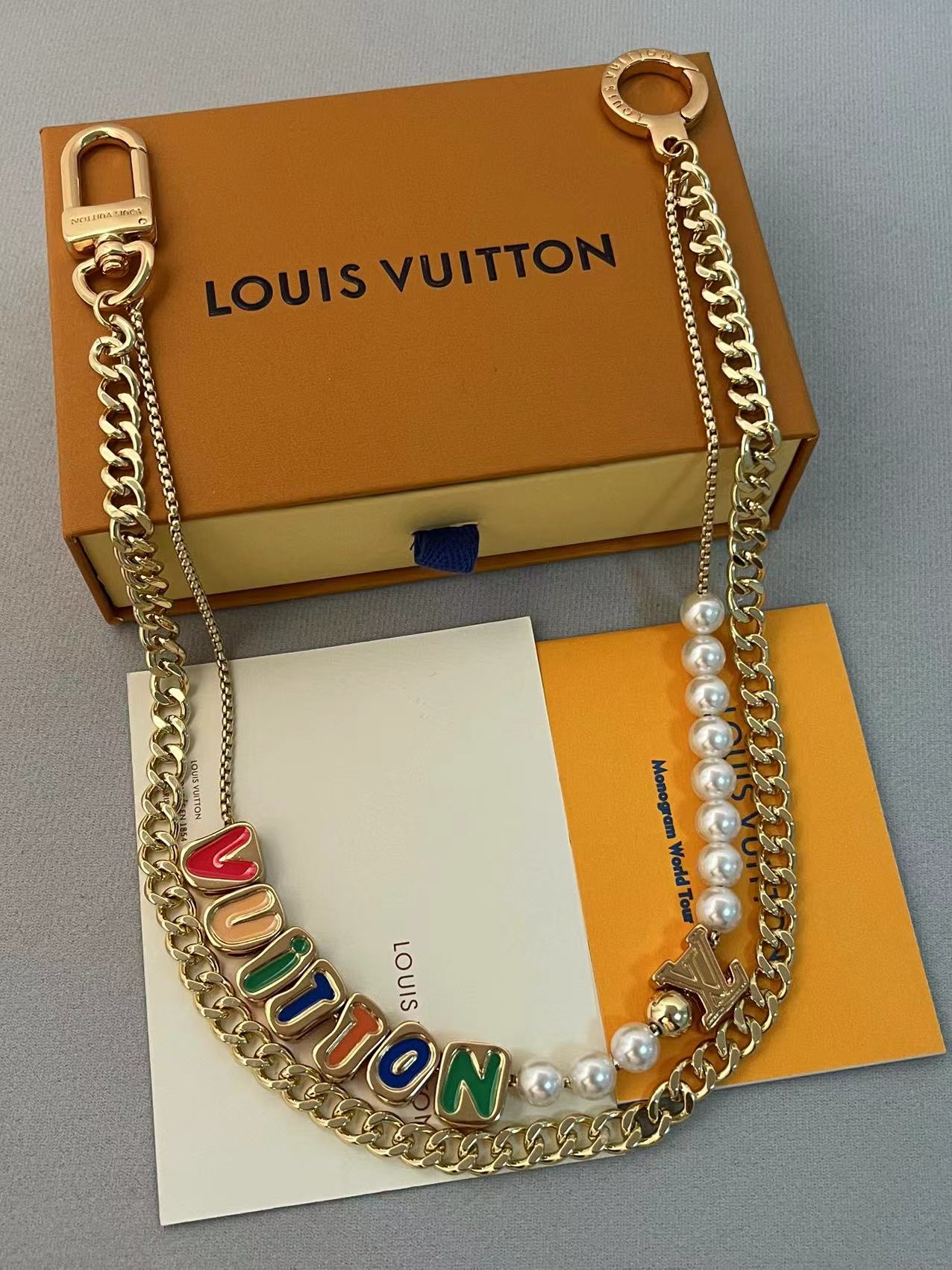 LuxluxHouse Best Quality Accessories Keychain Louis Vuitton